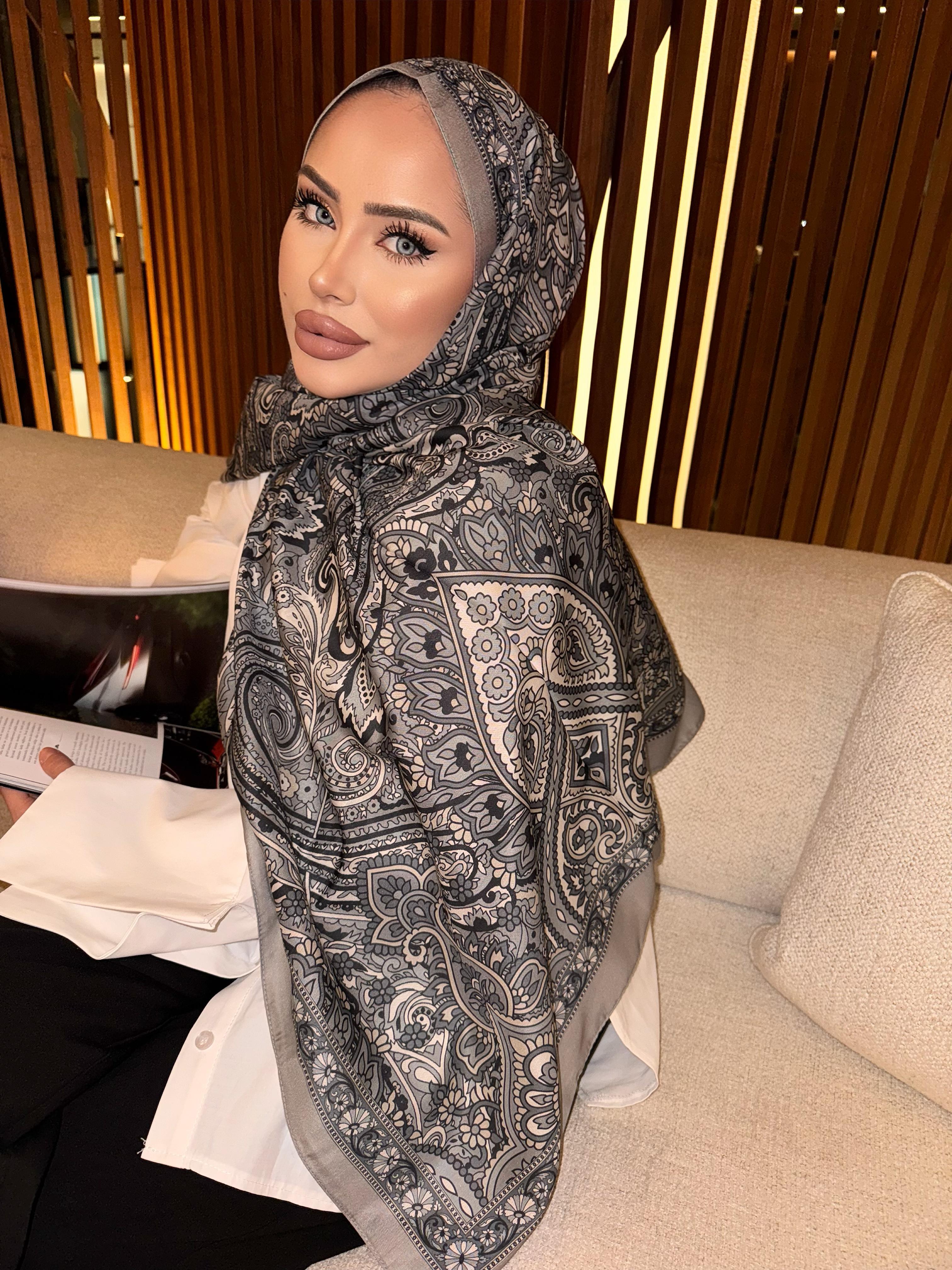 Saye Model Şal Siyah Krem