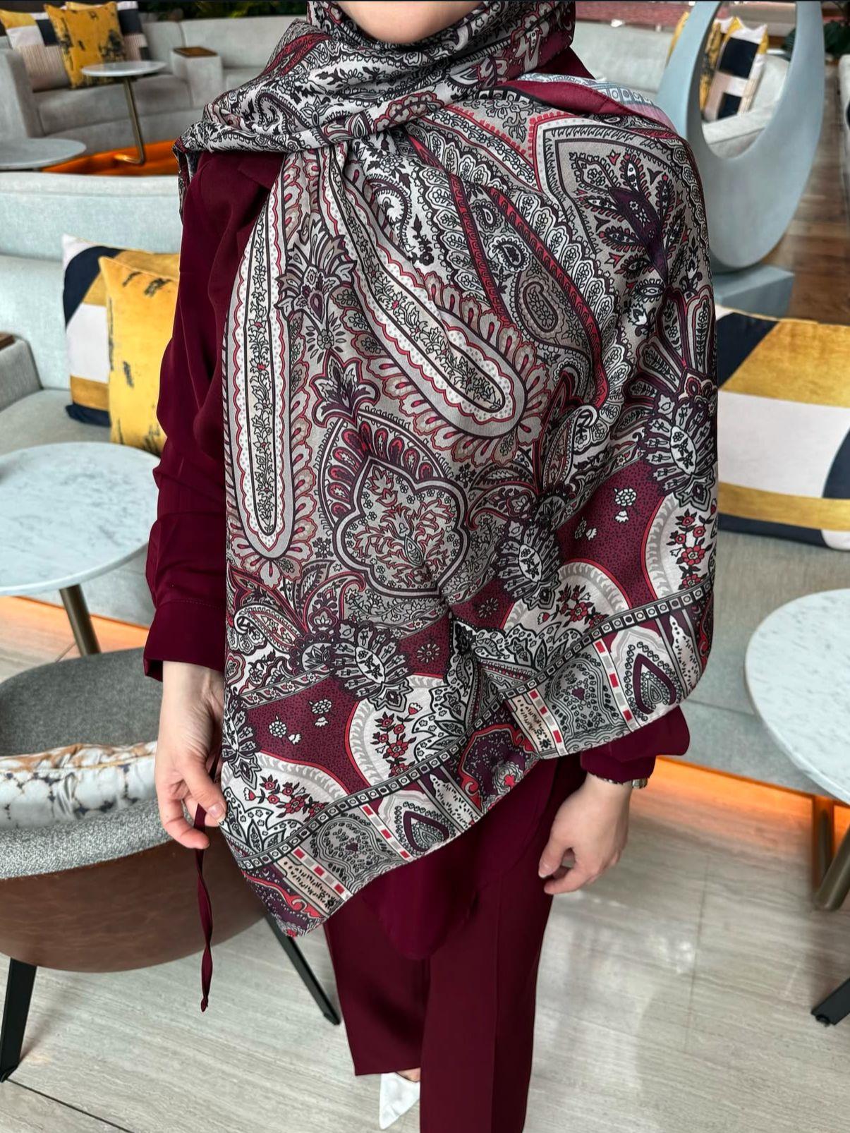 Yüsra Model Şal Bordo