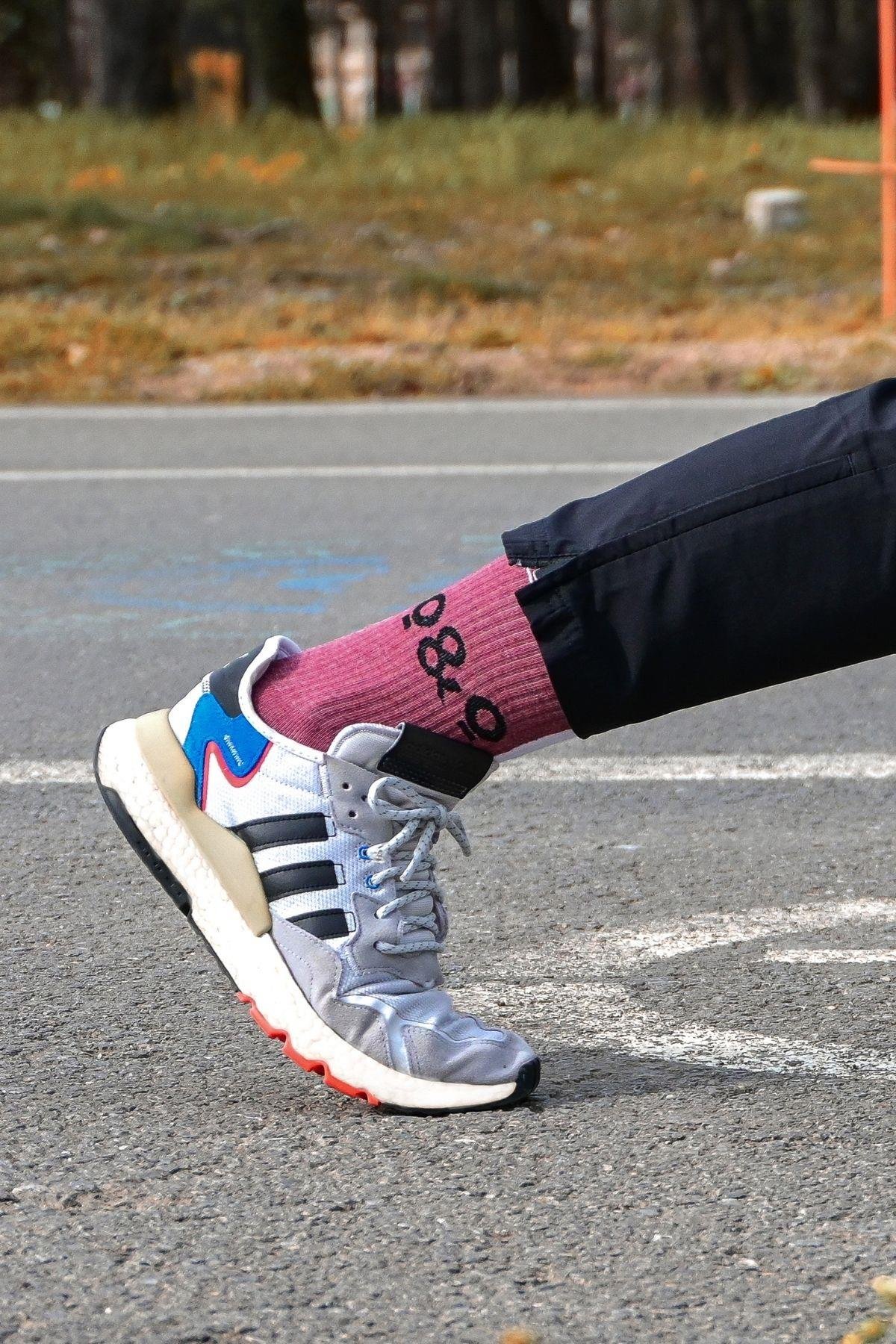 Erkek Bordo-Beyaz Logolu Soket Çorap