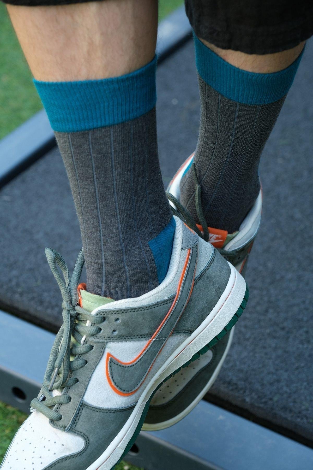 Erkek Füme-Mavi Blok Desenli Soket Çorap