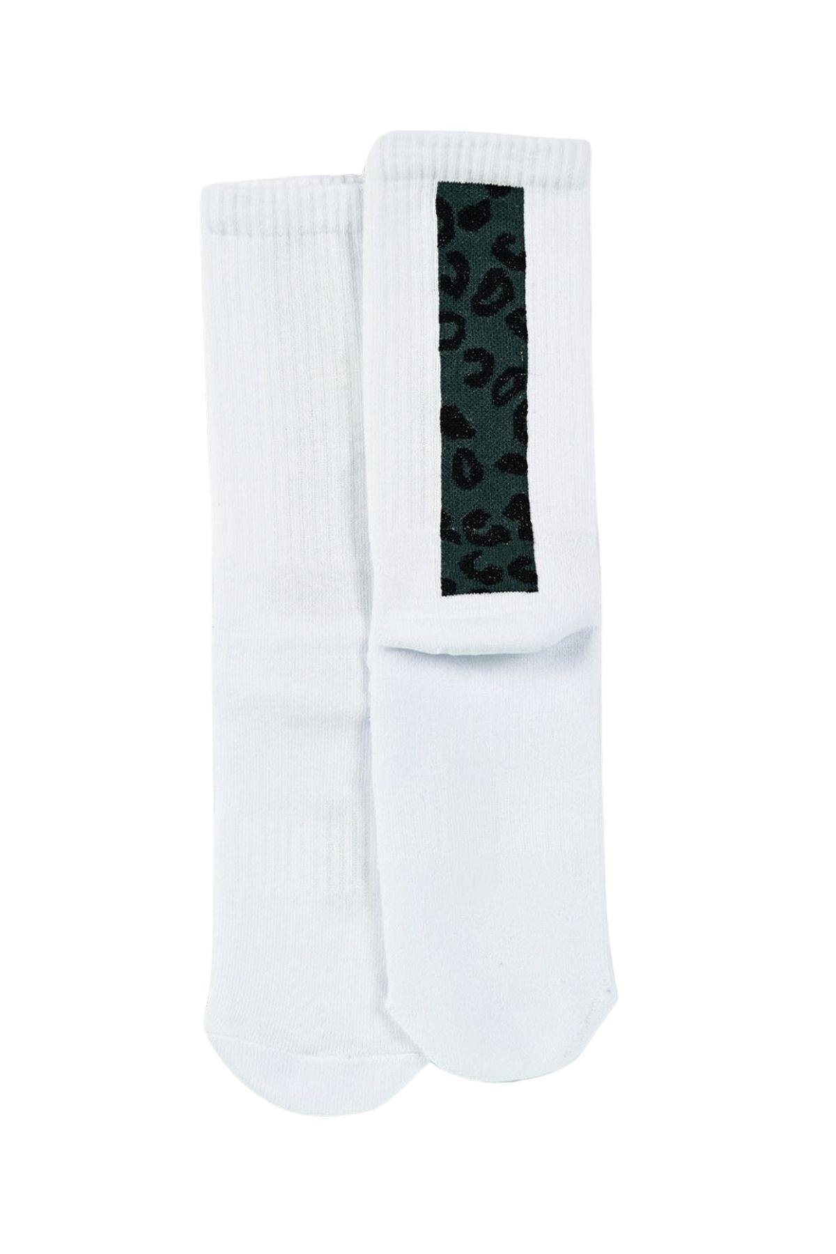 Kadın Beyaz-Yeşil Leopar Desenli Soket Çorap
