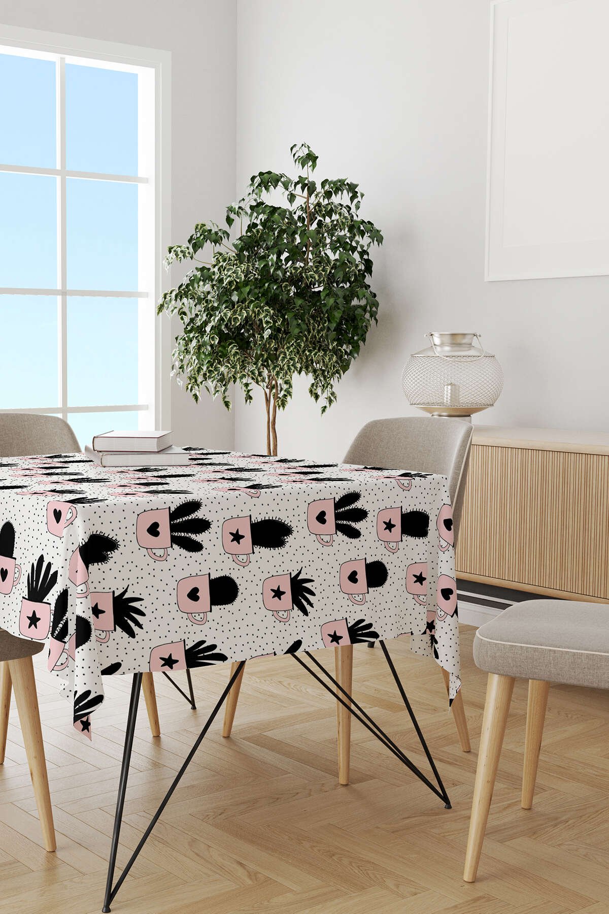 Beyaz Siyah Ananas Desenli Dijital Baskılı Masaörtüsü CGH581-MS