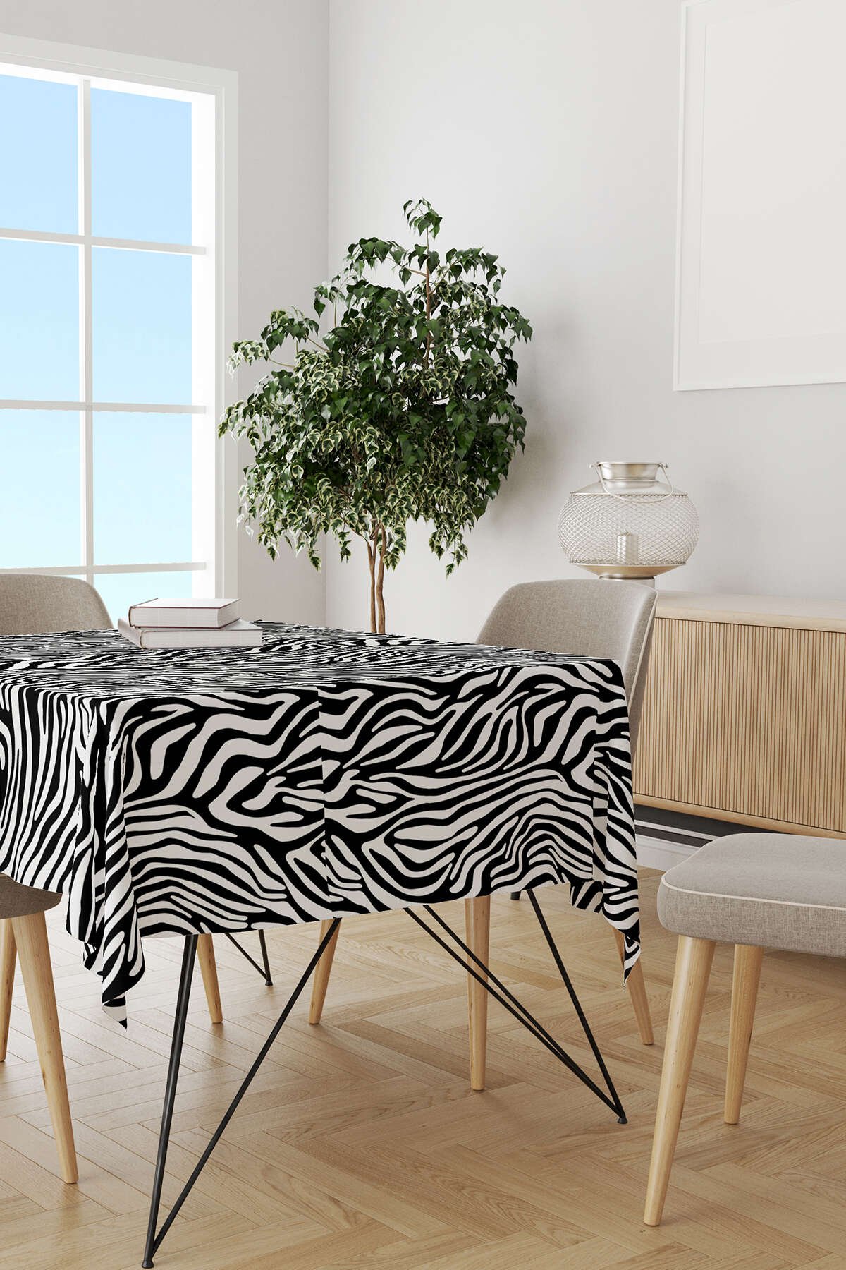 Siyah Beyaz Zebra Desenli Dijital Baskılı Masaörtüsü CGH386-MS
