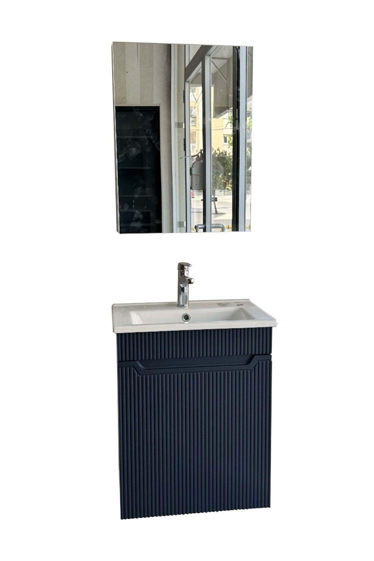 BANYO DOLABI AYNALI CNC İŞLEMELİ MEMBRAN KAPAKLI 55 cm