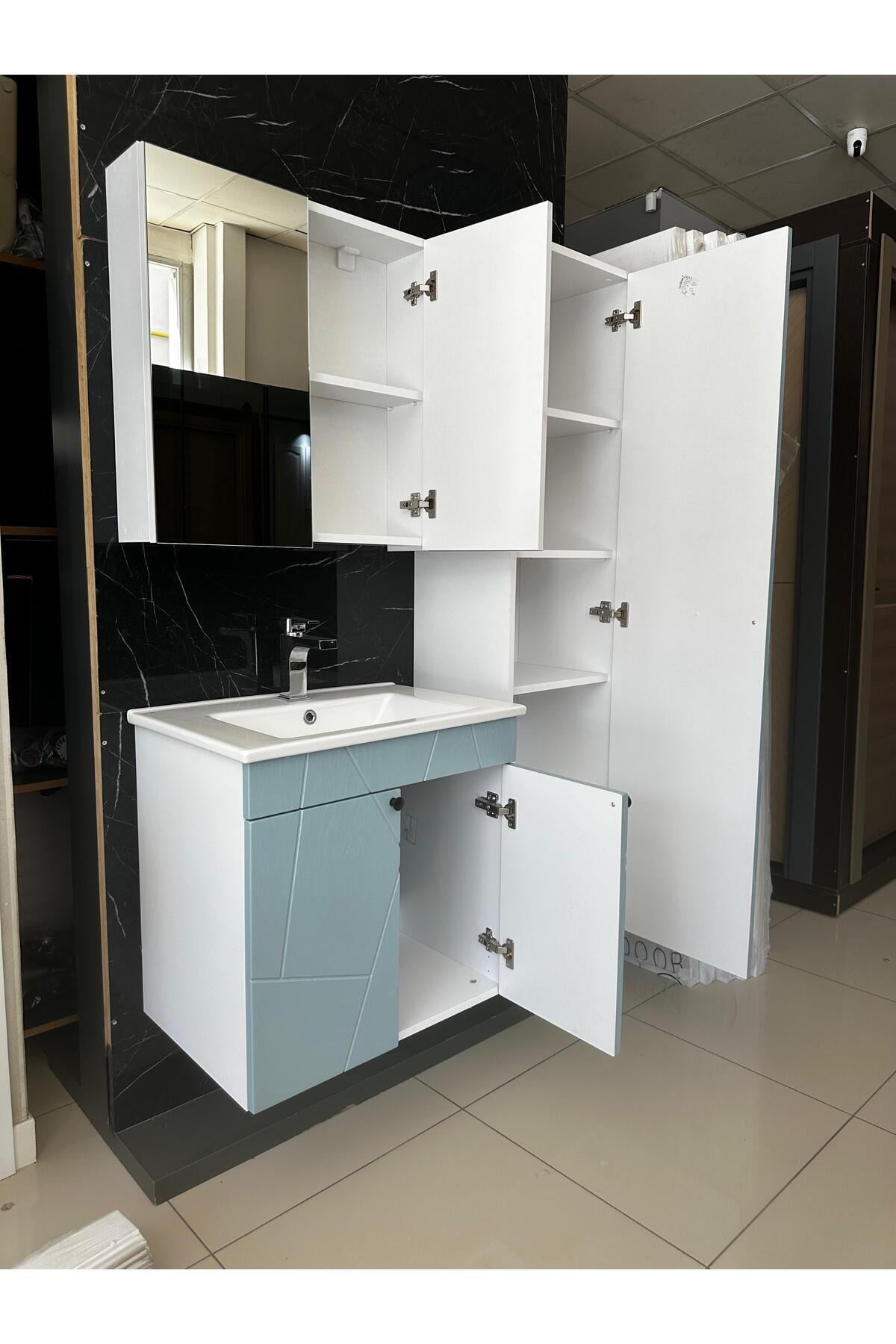 BANYO DOLABI AYNALI CNC İŞLEMELİ MEMBRAN KAPAKLI 55 cm