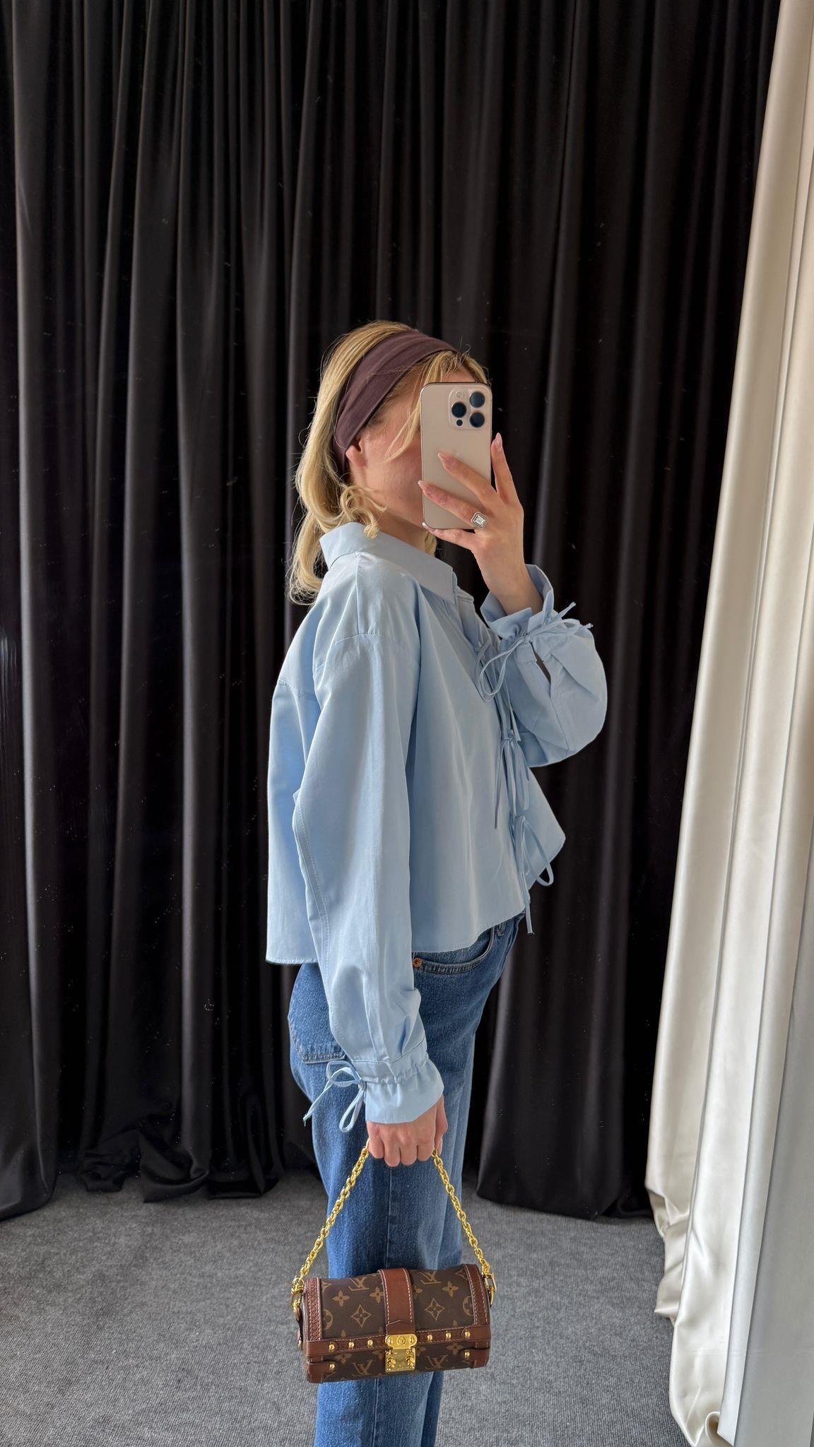 CROP BAĞCIKLI MAVİ GÖMLEK