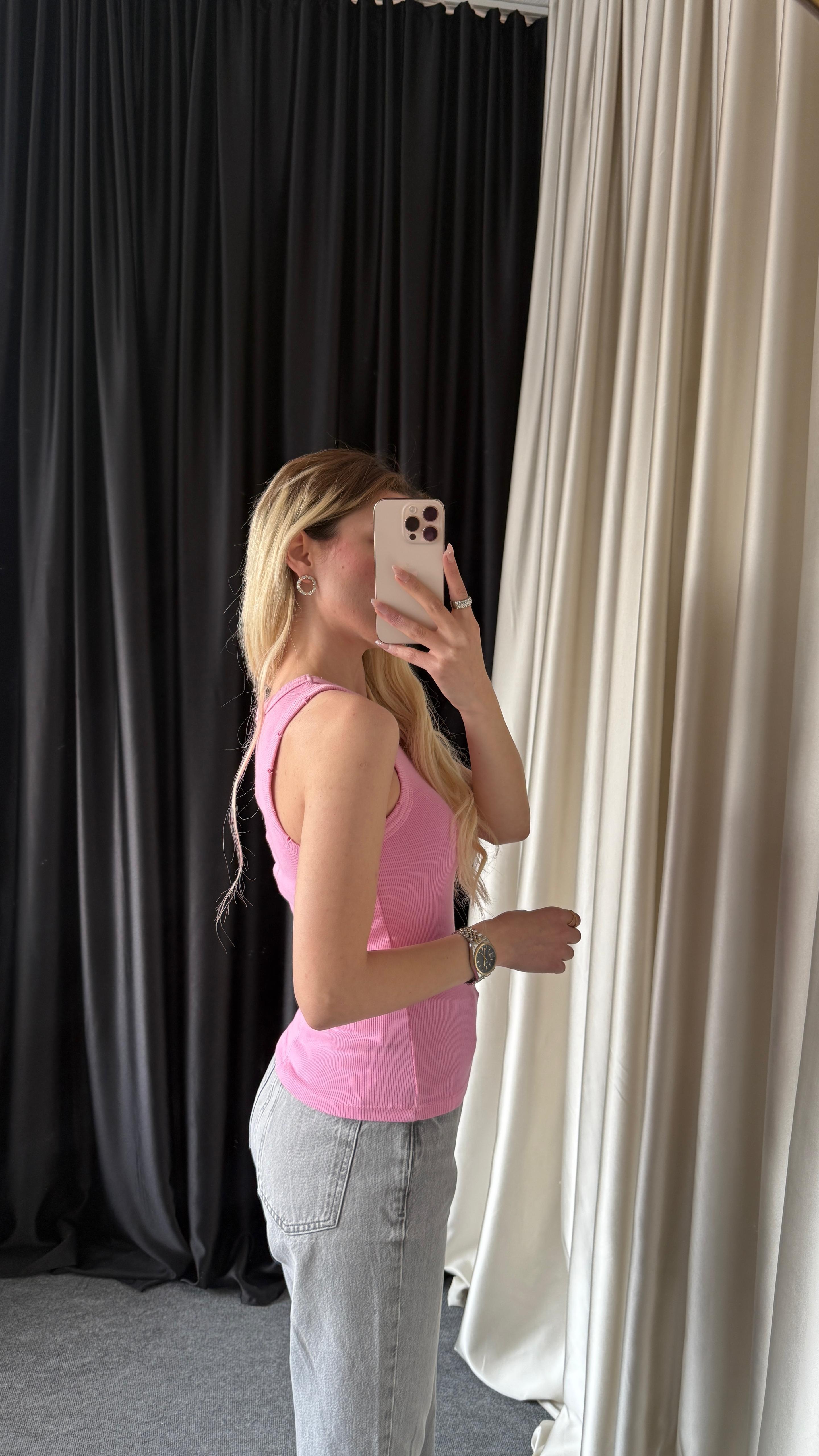 ESKİTME EFEKTLİ PEMBE ATLET