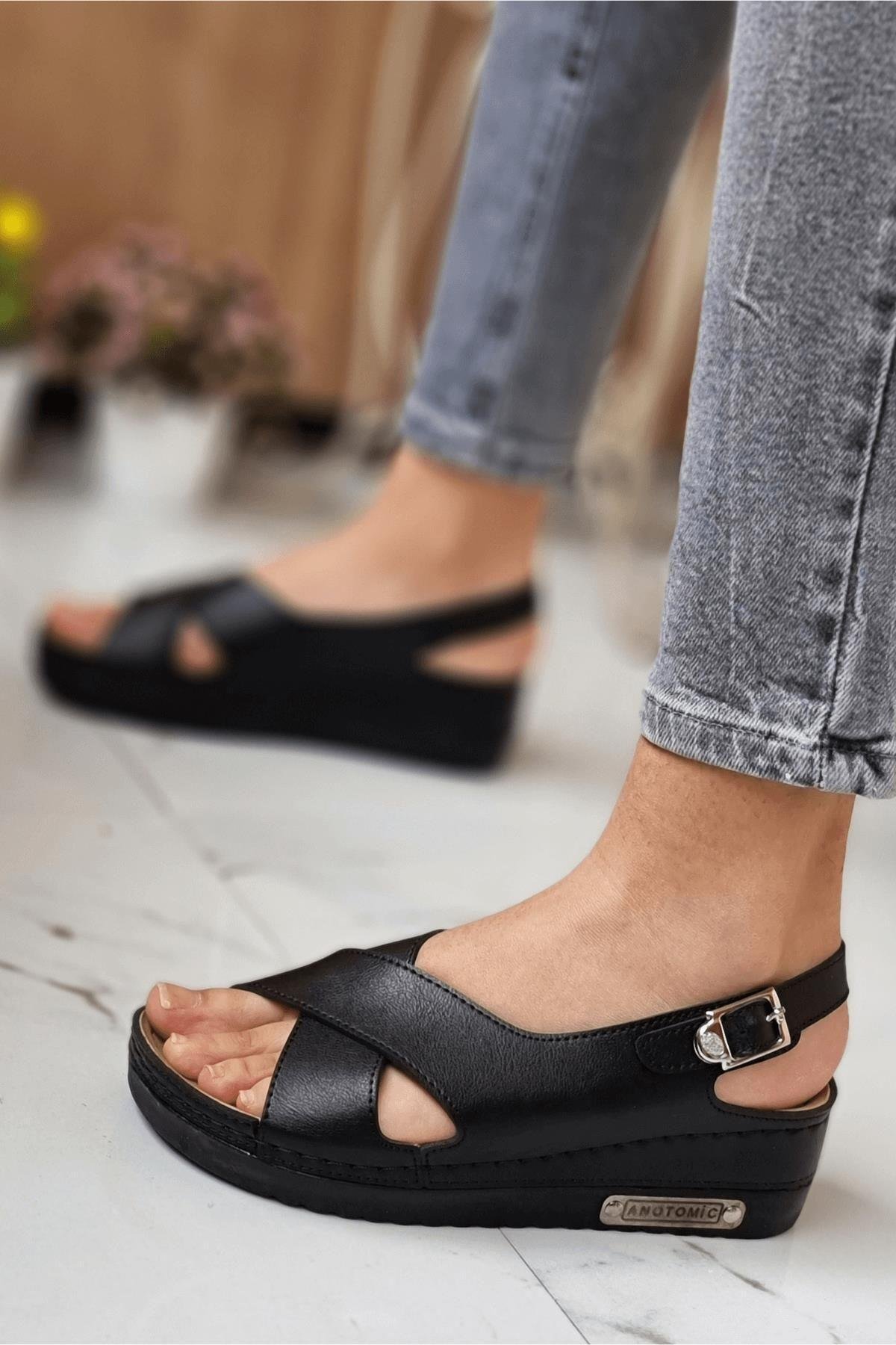 Utari Kadın Ortopedik Şık Konfor Modeli Anatomik Taban Topuklu Günlük Outdoor Sandalet