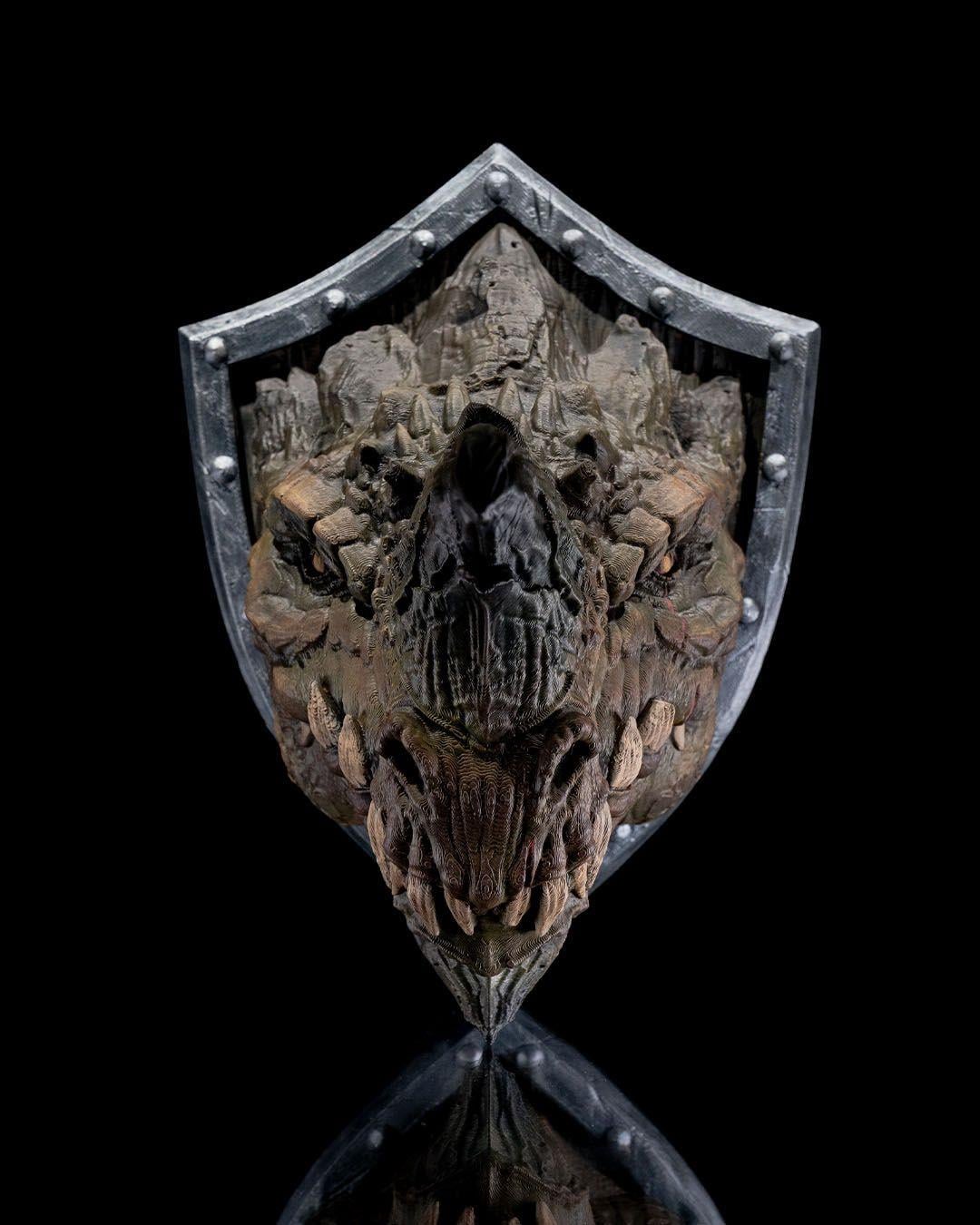 antik-ejderha-trofesi-ca61ed.jpg