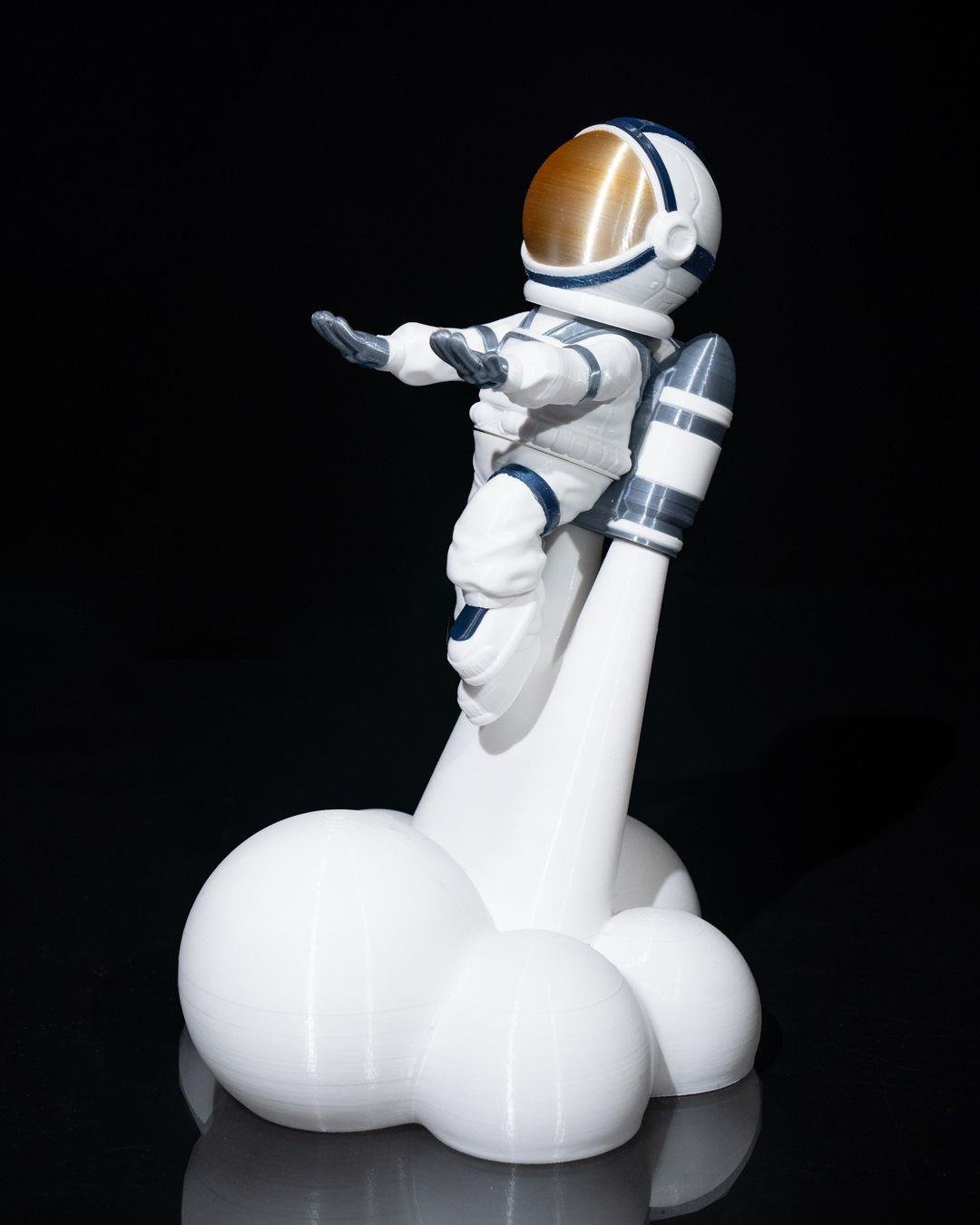 astronot-konsol-tutucu-f58ccc.jpg