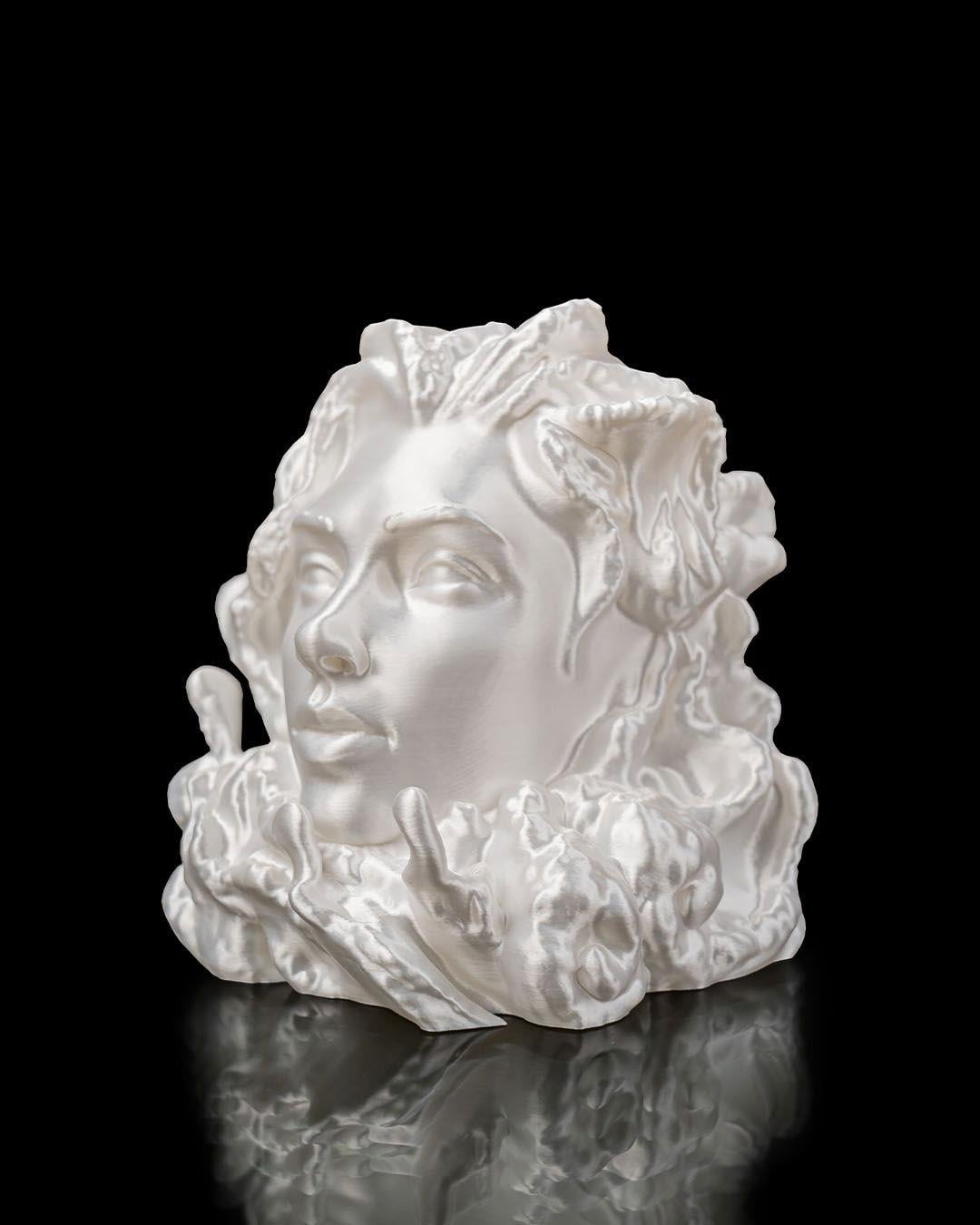 elemental-love-figur-5db606.jpg