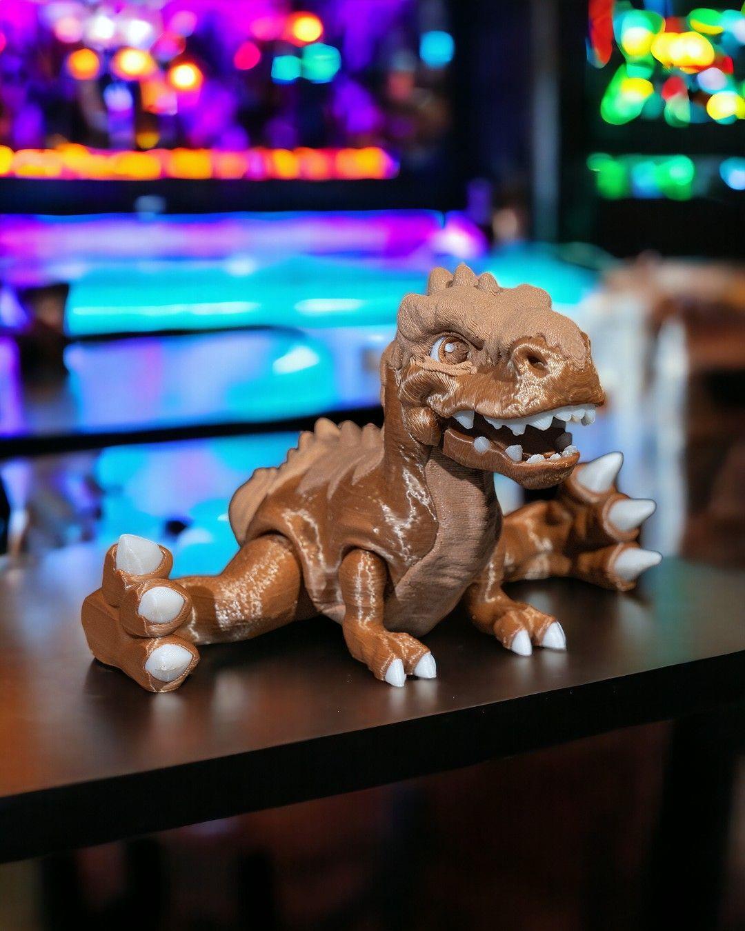 Hareketli T-Rex Figürü