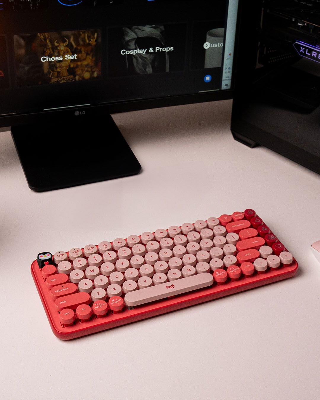 sevgi-dolu-penguen-keycap-257a0-.jpg