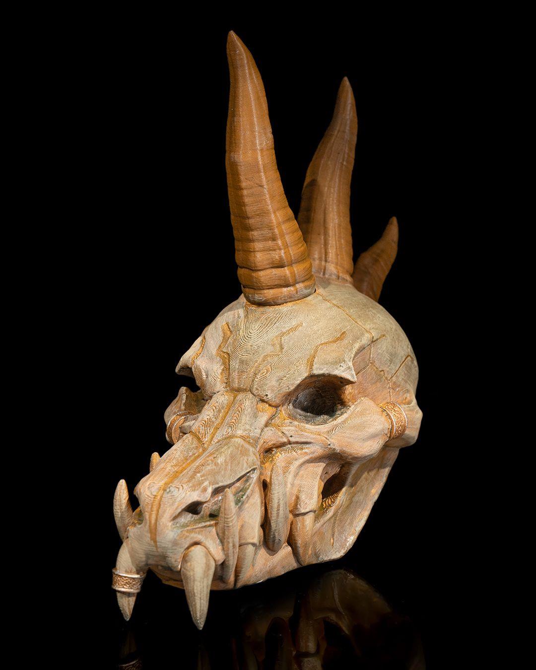 siyah-ejderha-kafatasi-ef5f56.jpg