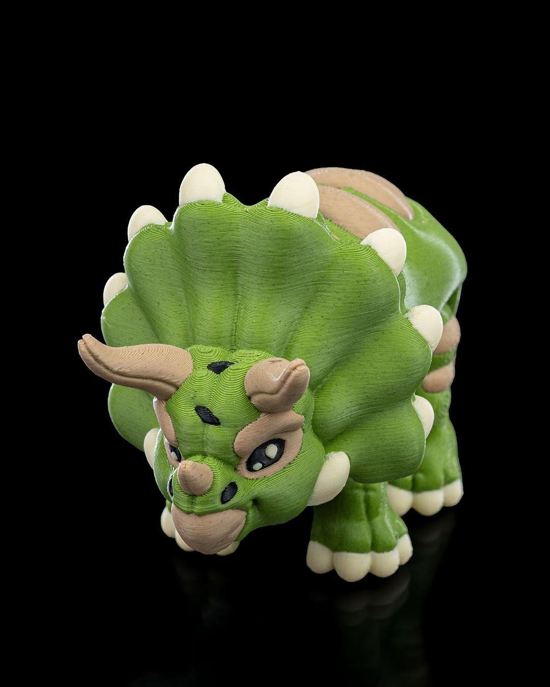triceratops-pelus-figur-3aa-10.jpg