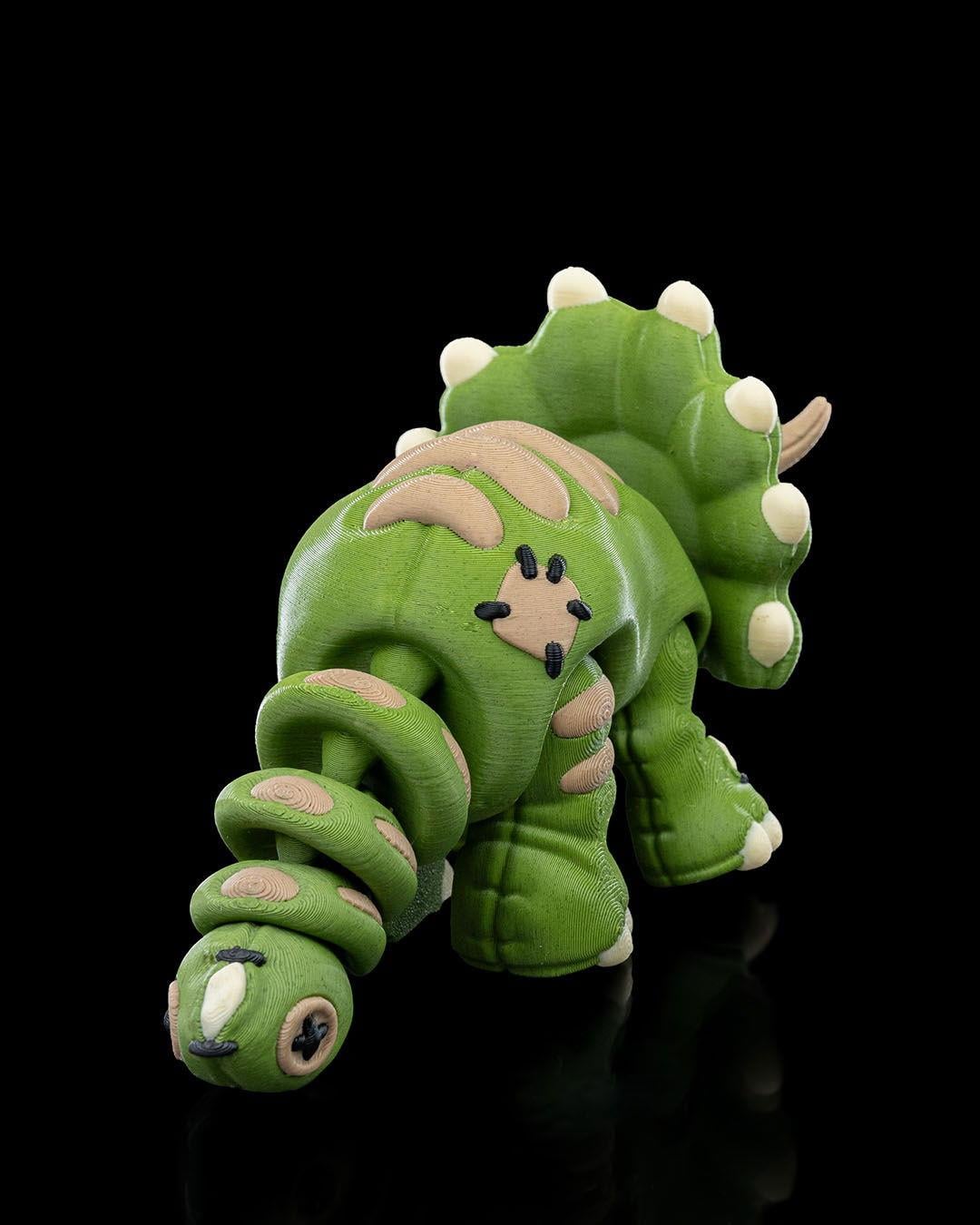 triceratops-pelus-figur-f-2d7c.jpg