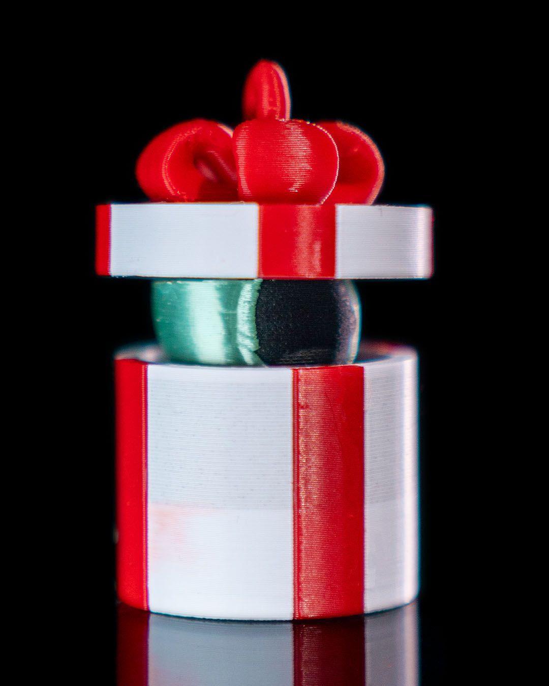 uzayli-surpriz-fidget-anahtarlik-9ce754.jpg