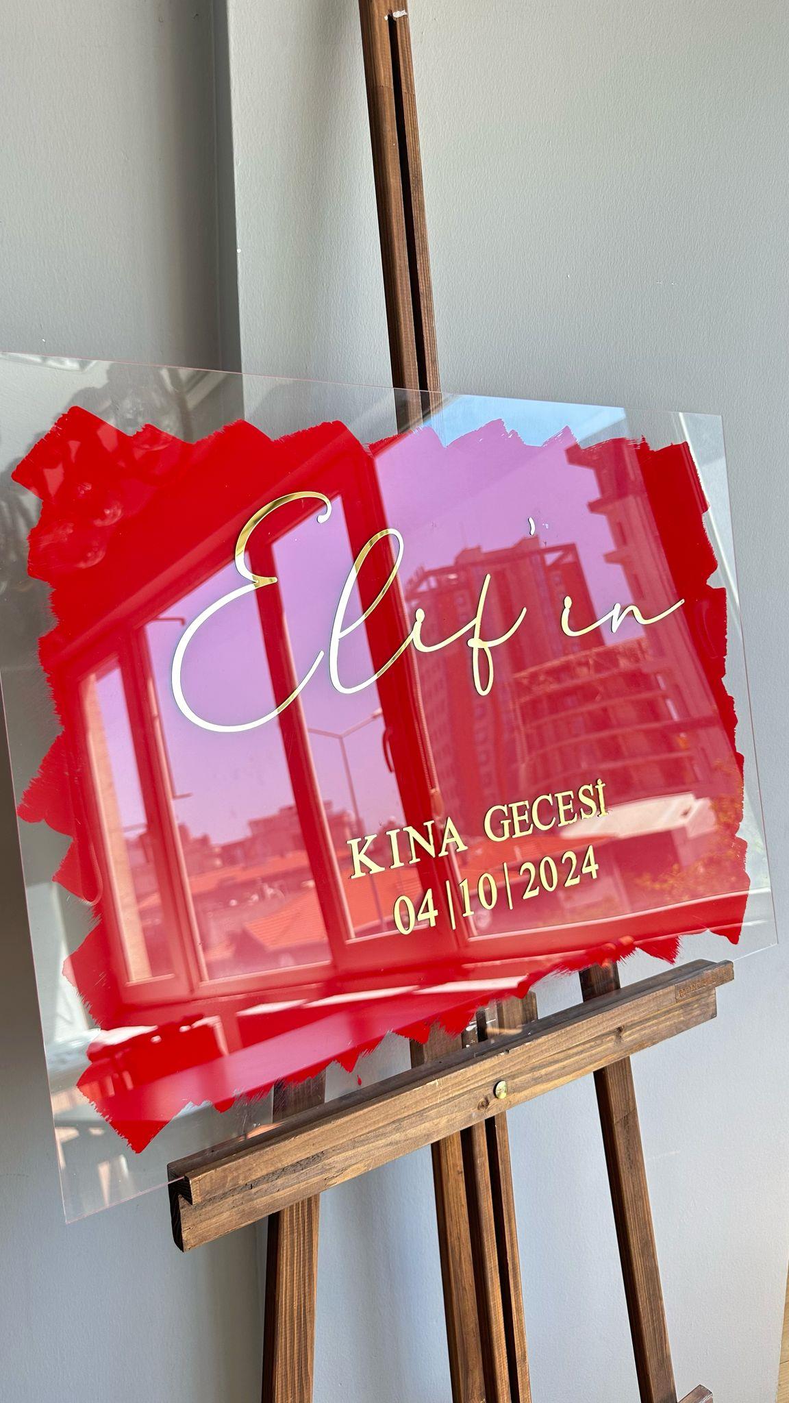 Kırmızı boyalı Şeffaf pleksi pano