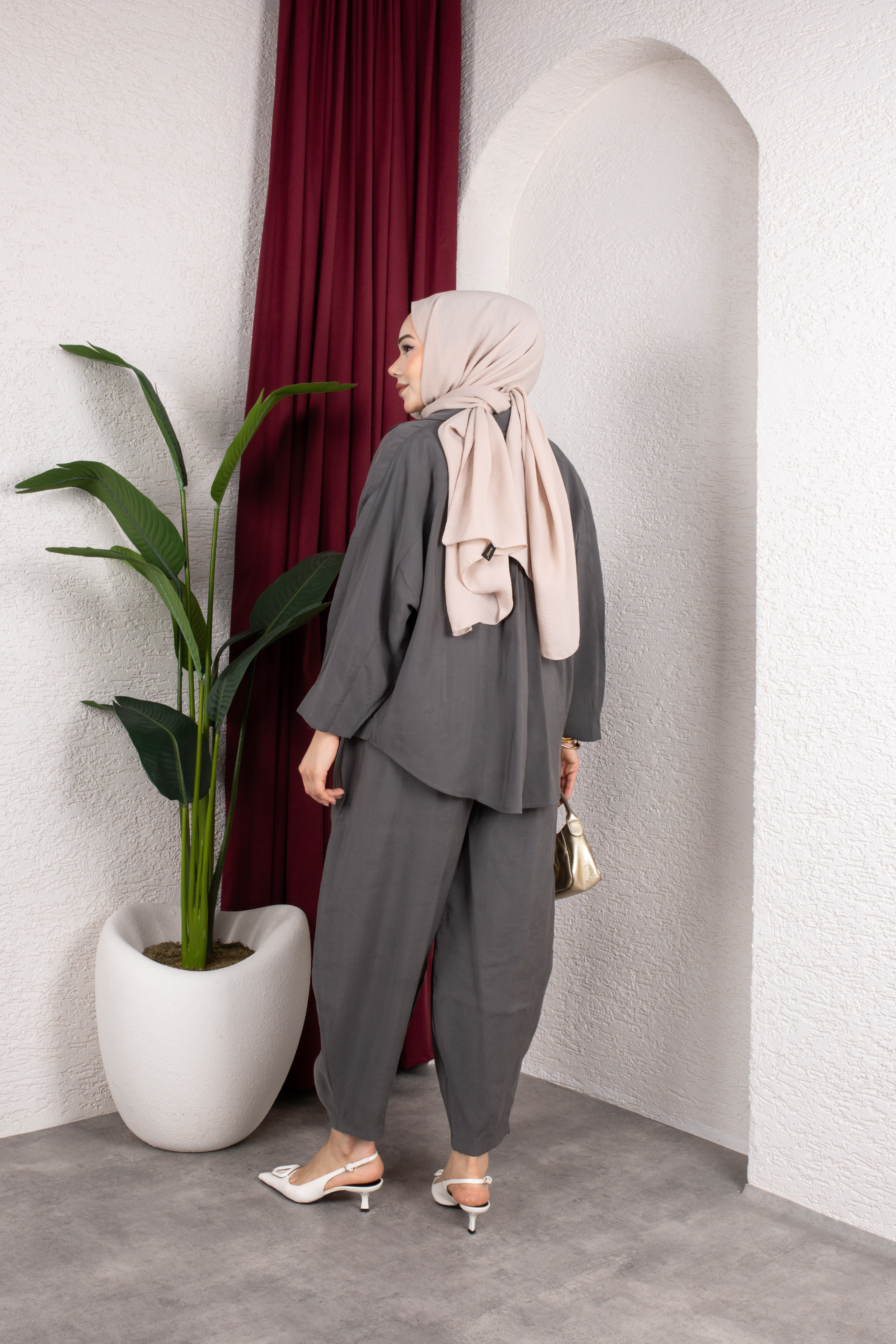 Minima Takım Antrasit
