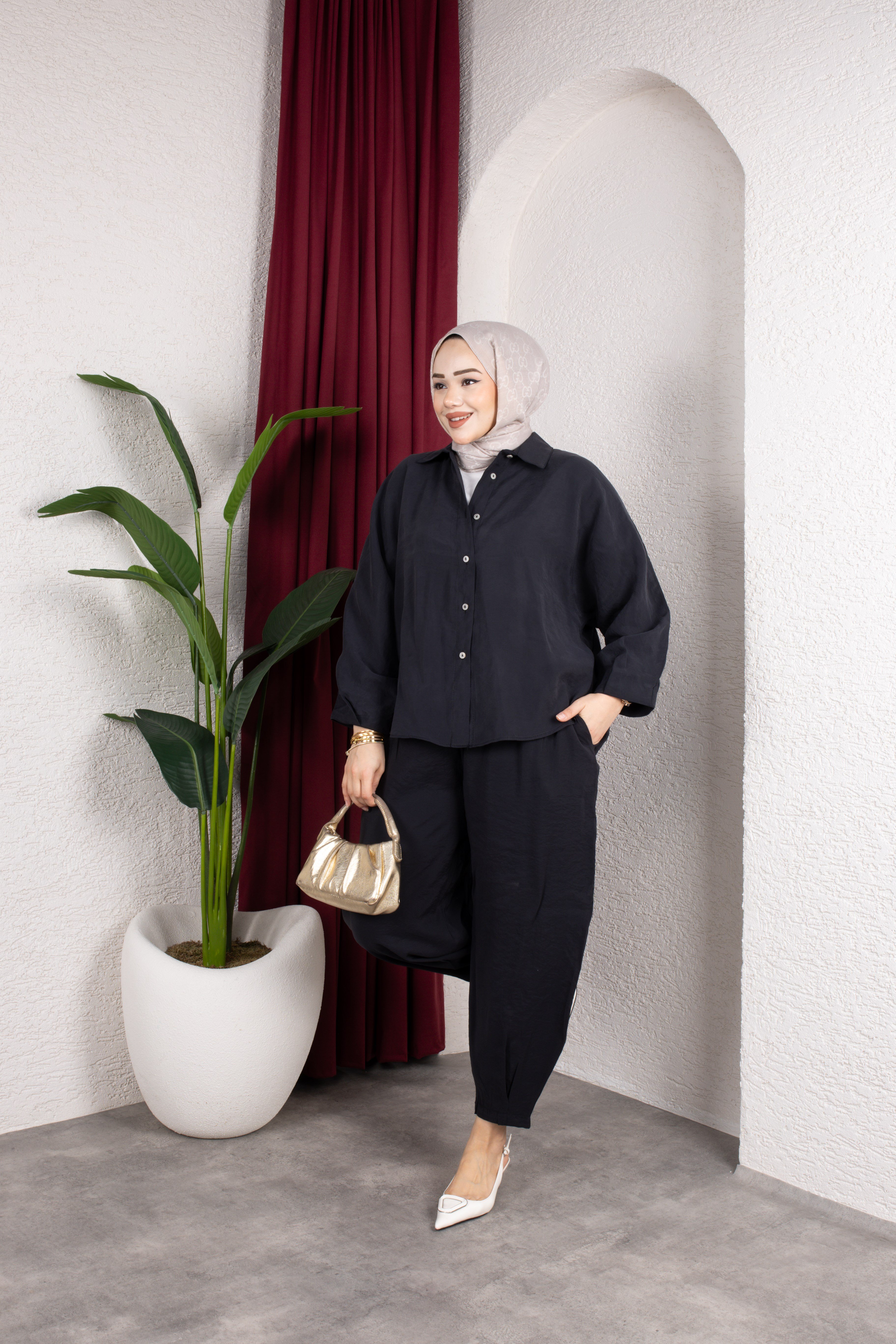 Minima Takım Siyah