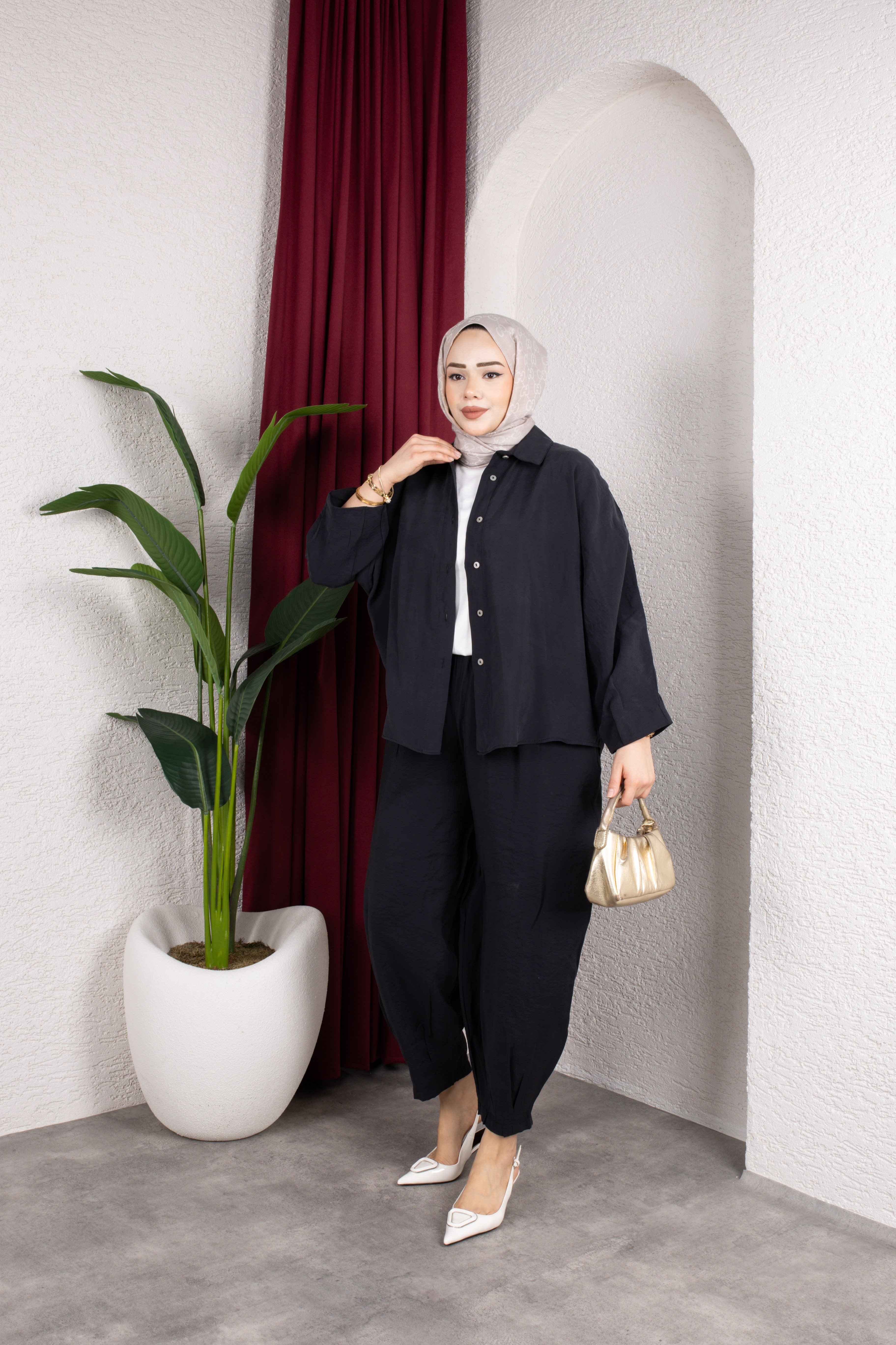 Minima Takım Siyah