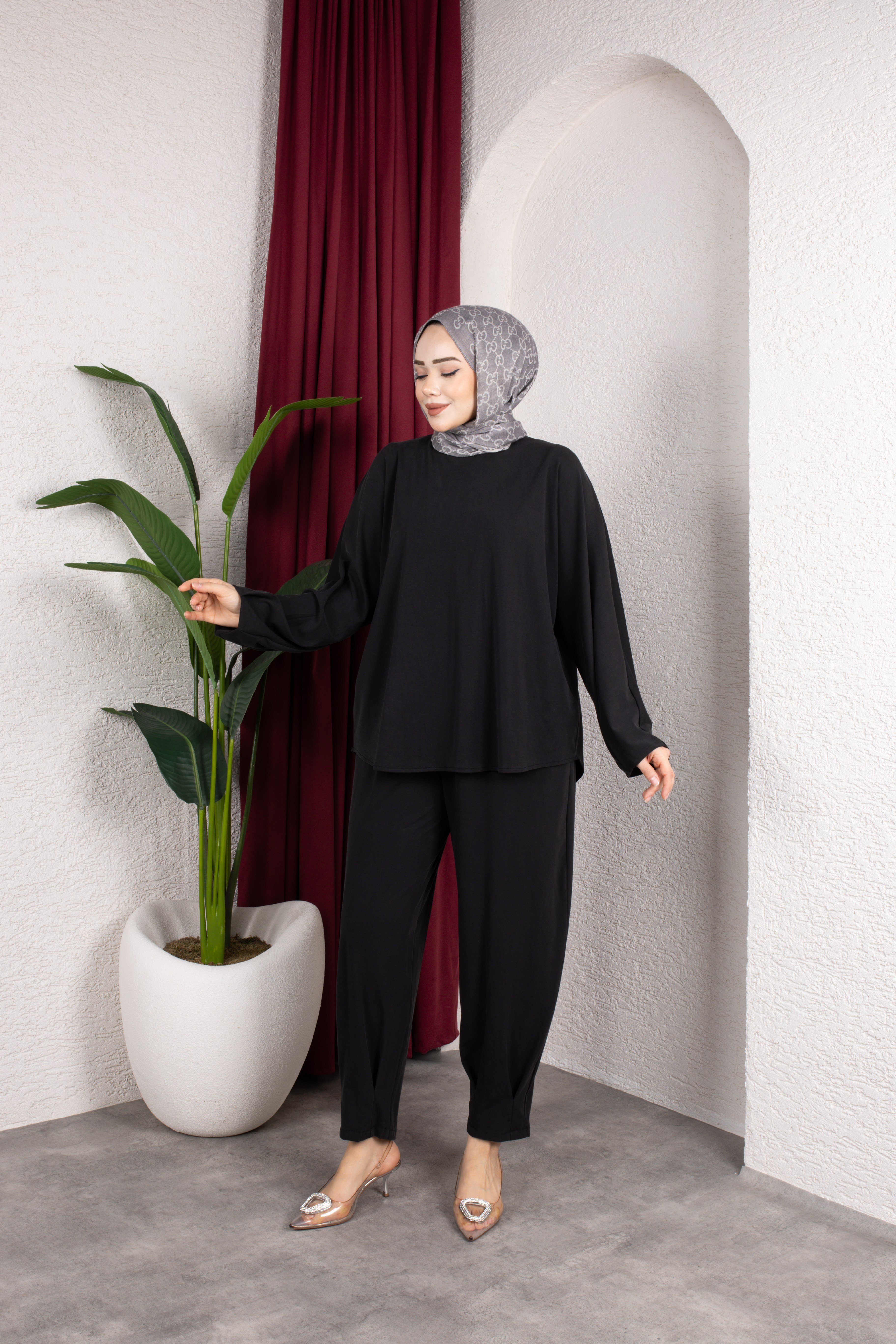 Mudra Takım | Siyah