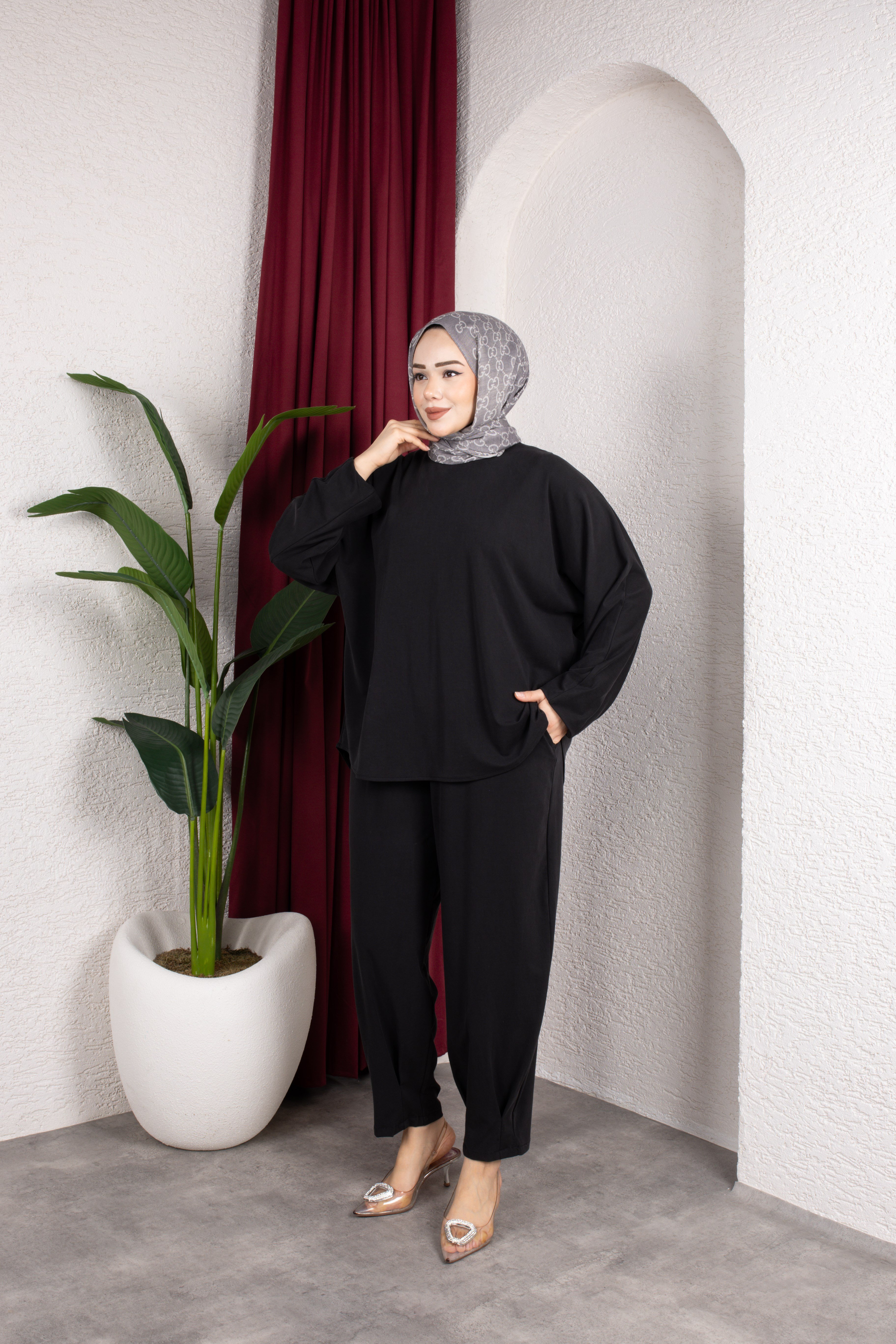 Mudra Takım | Siyah
