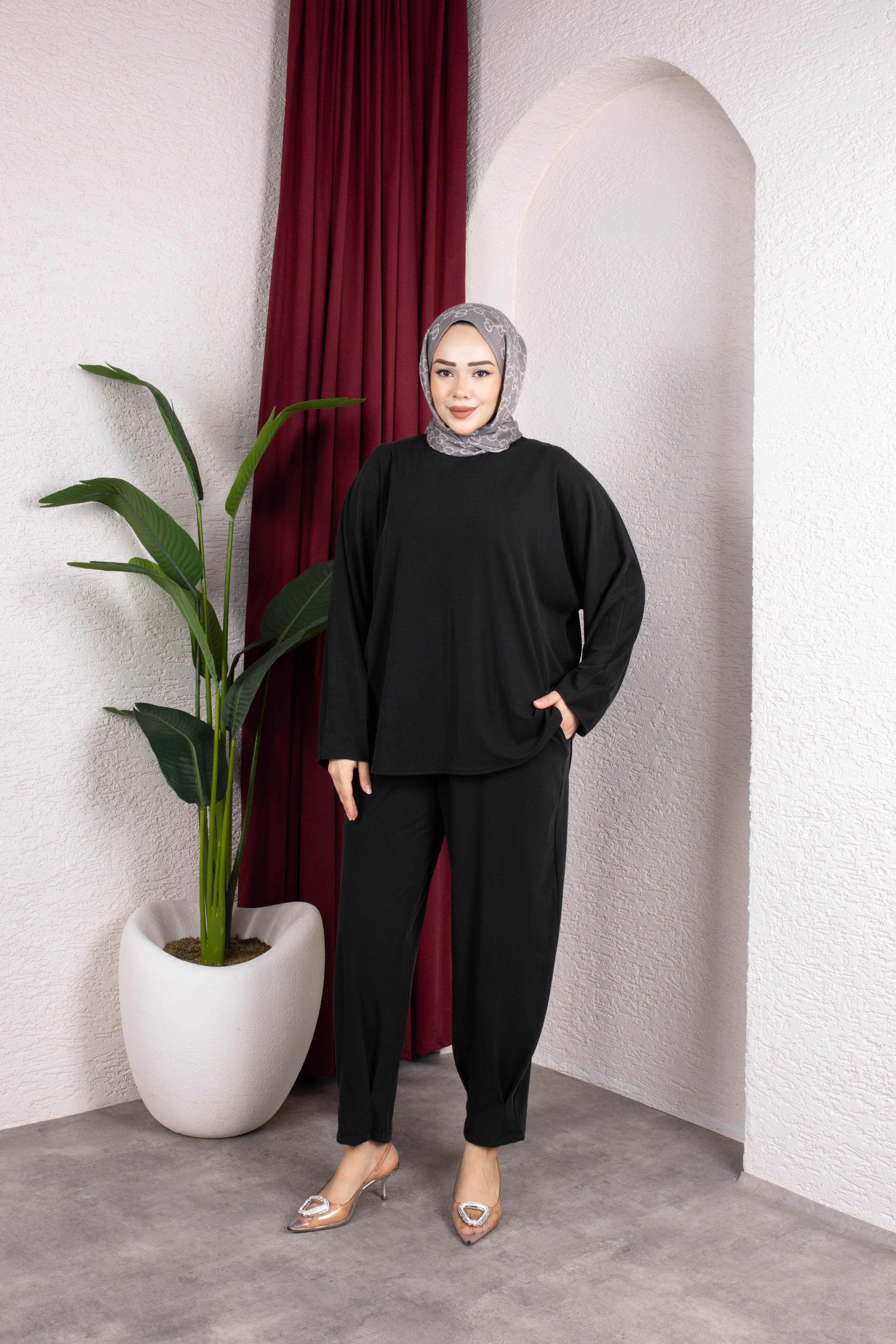 Mudra Takım | Siyah