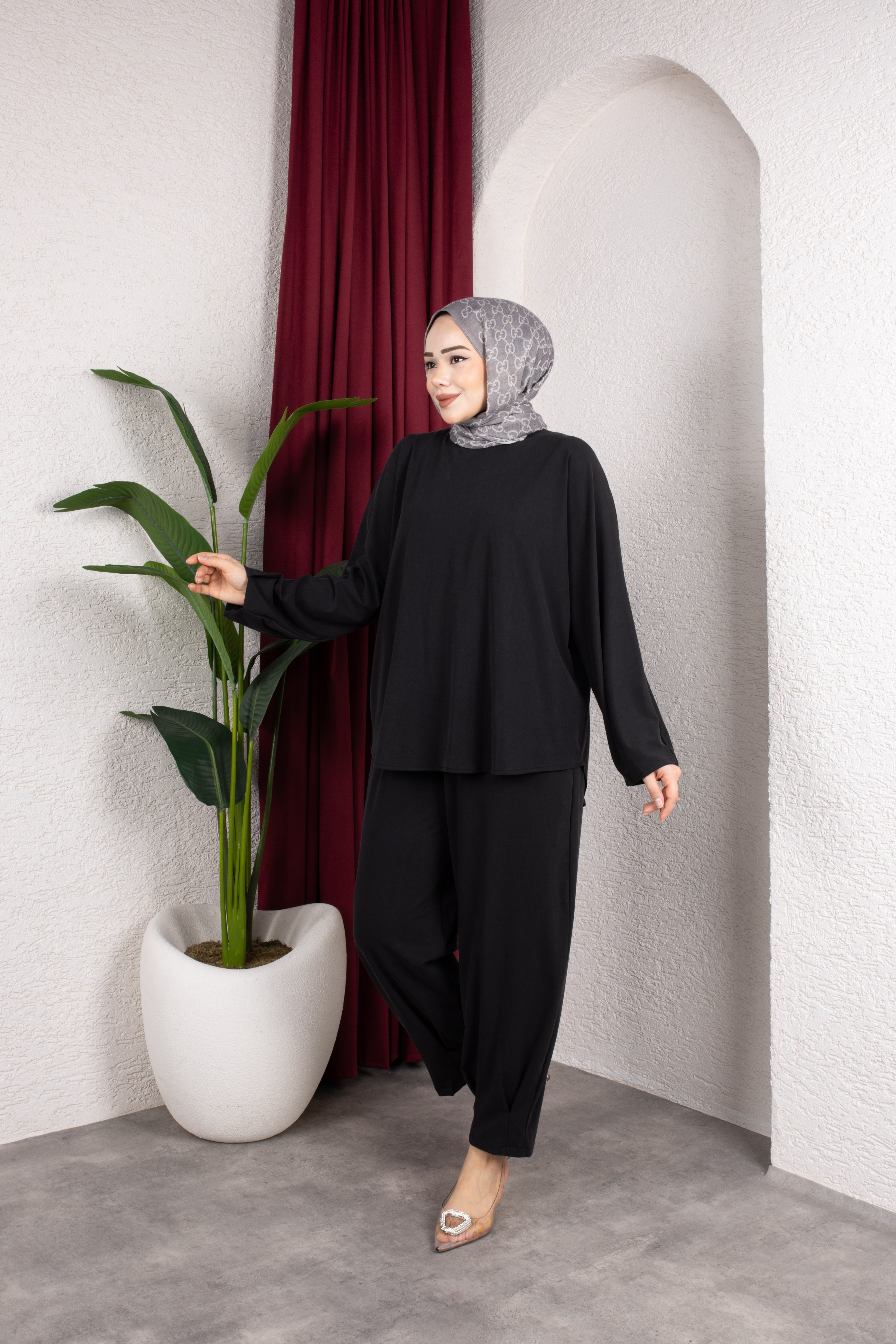 Mudra Takım | Siyah