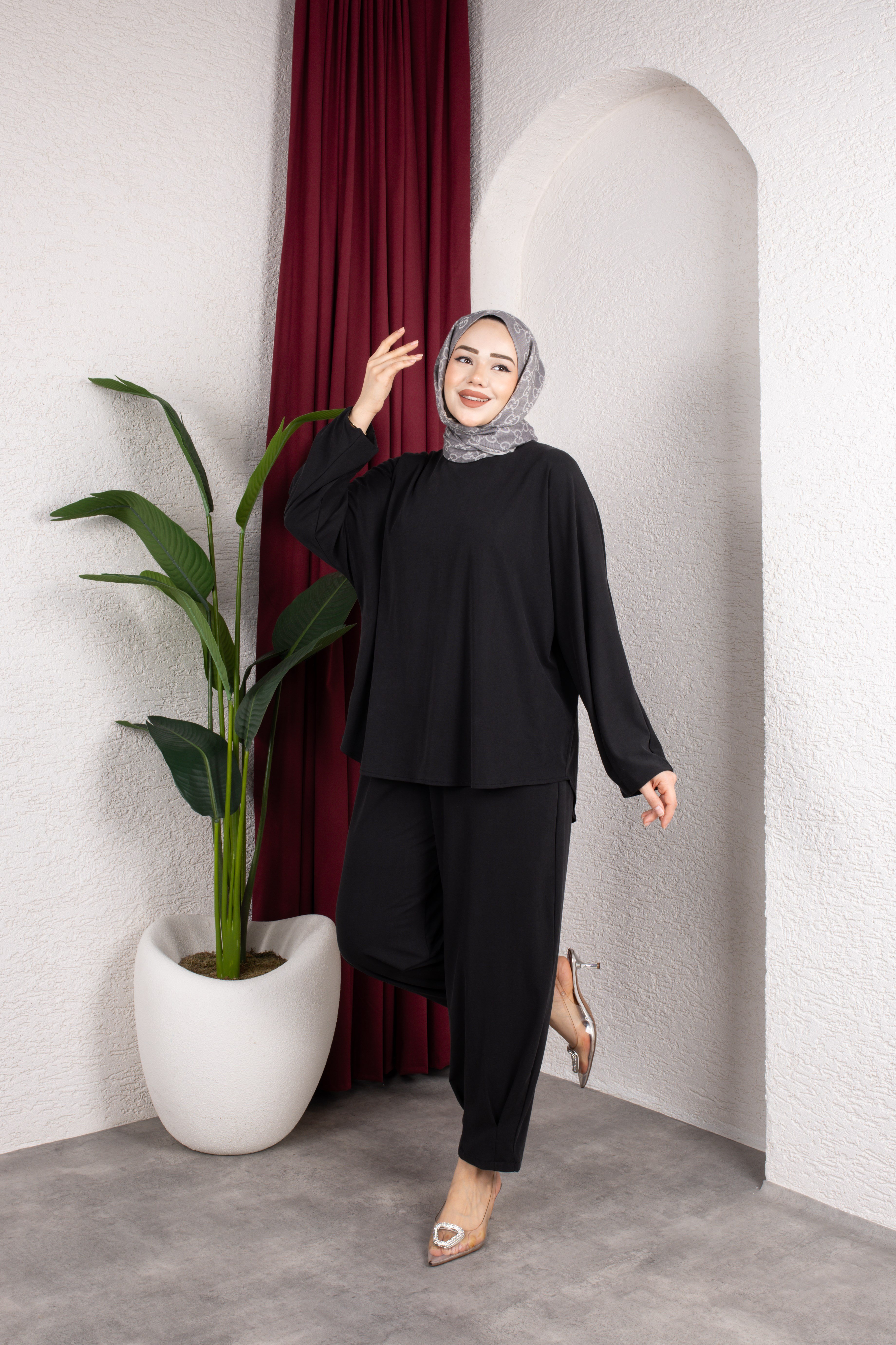 Mudra Takım | Siyah
