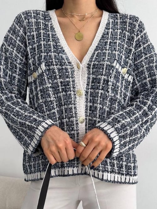 Gold Düğmeli Chanel Hırka