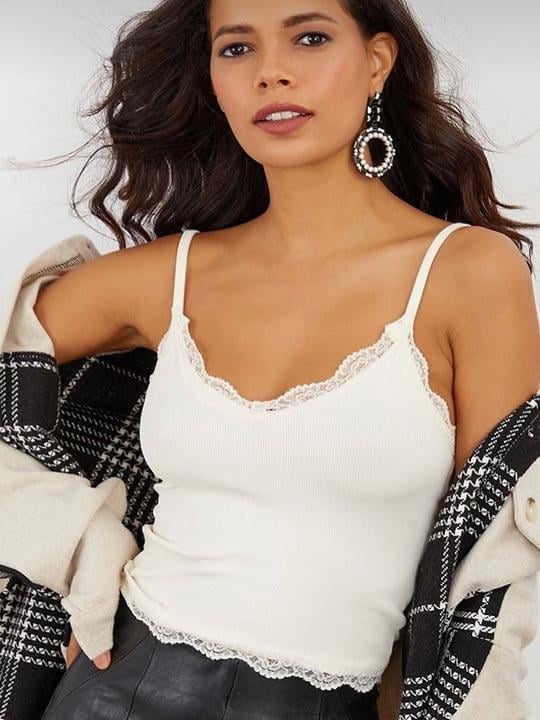 İp Askılı Dantel Detaylı Beyaz Crop