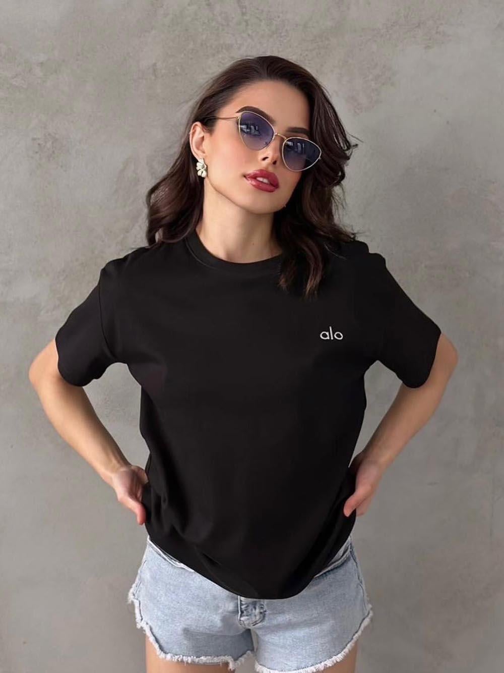 Marka Muadili Logolu Basic Siyah T-Shirt