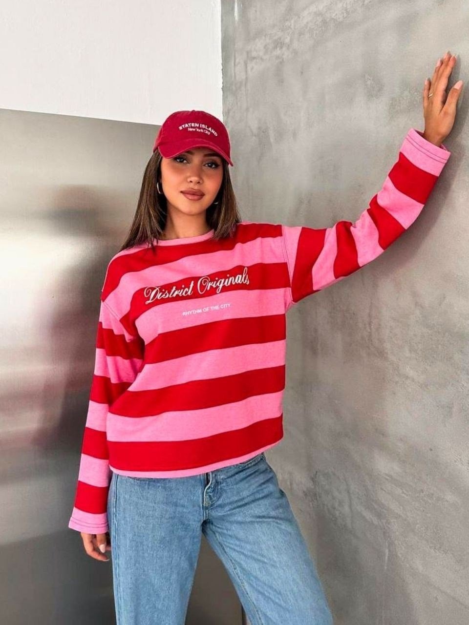 Pembe Çizgili District Original Baskılı Sweatshirt