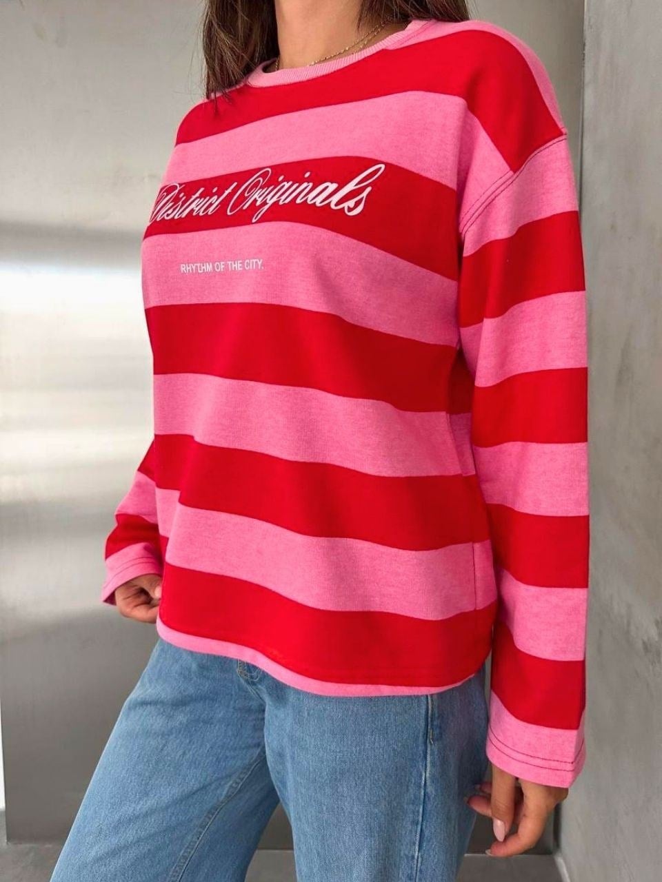 Pembe Çizgili District Original Baskılı Sweatshirt