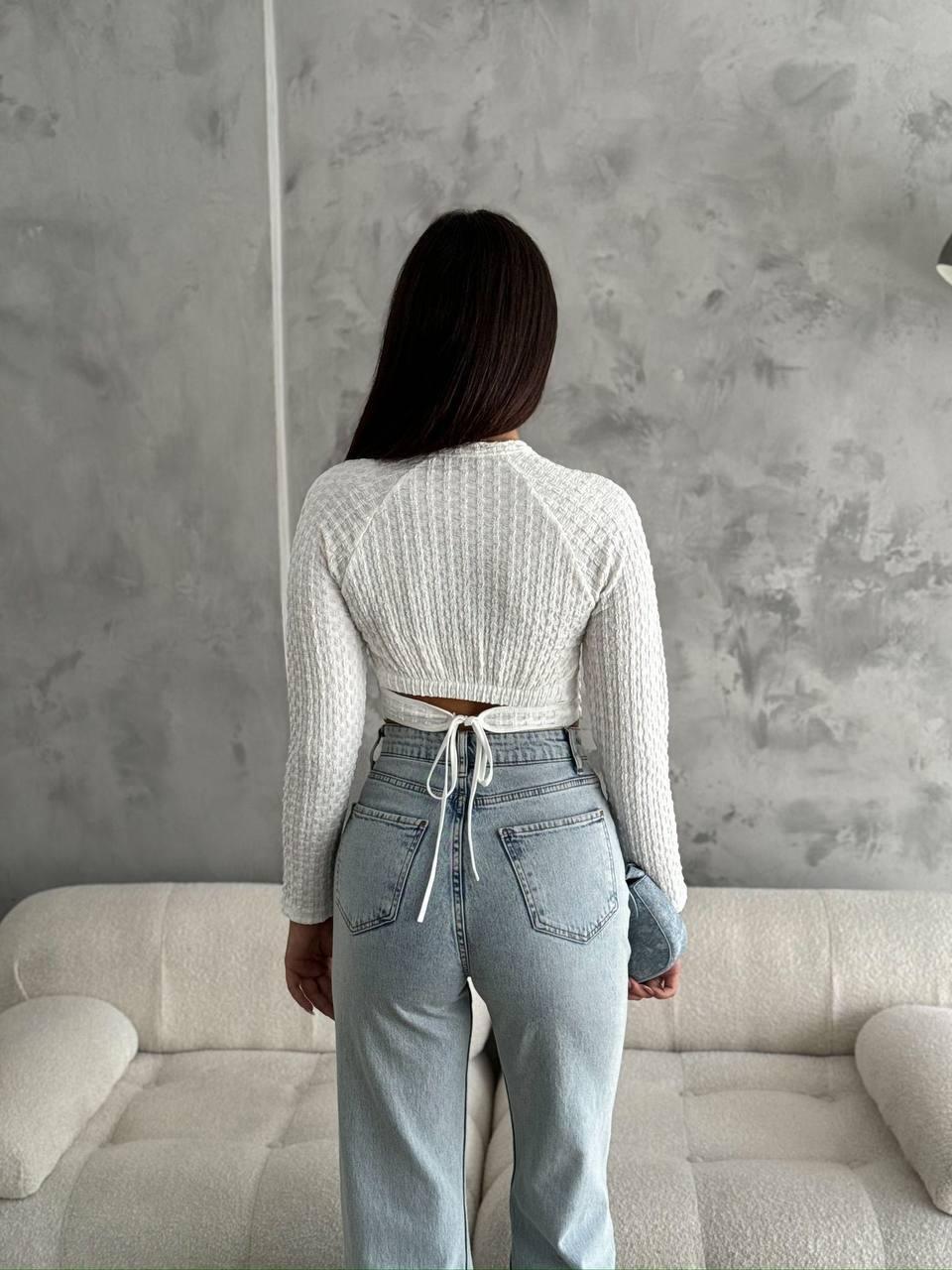 Sırt Detaylı Bağlamalı Beyaz Crop