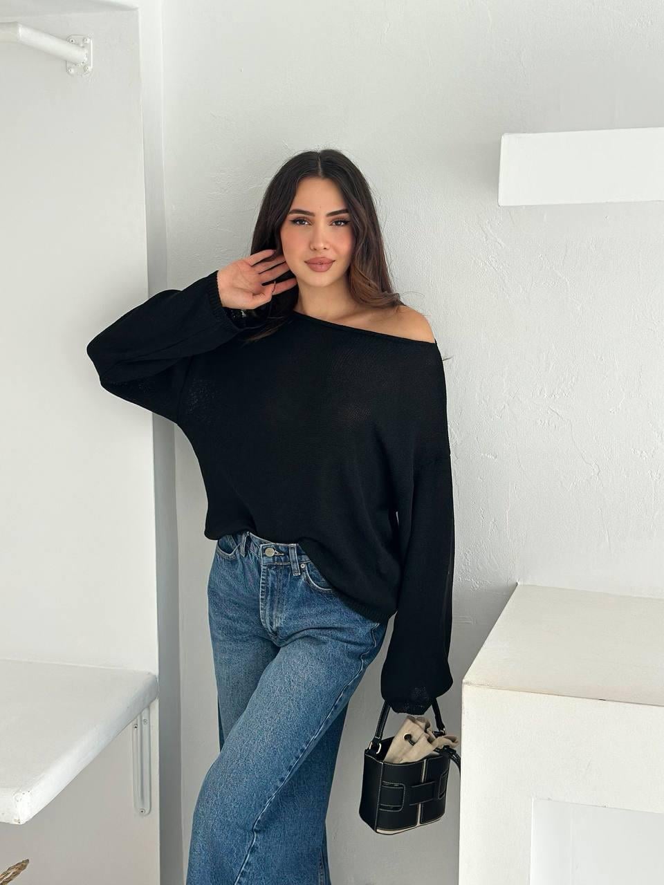 Siyah Kayık Yaka Basic Triko Kazak