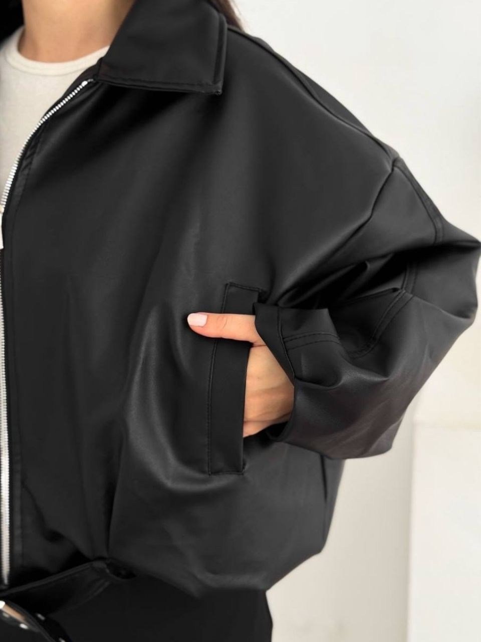 Siyah Kemerli Yarasa Kol Oversize Deri Ceket