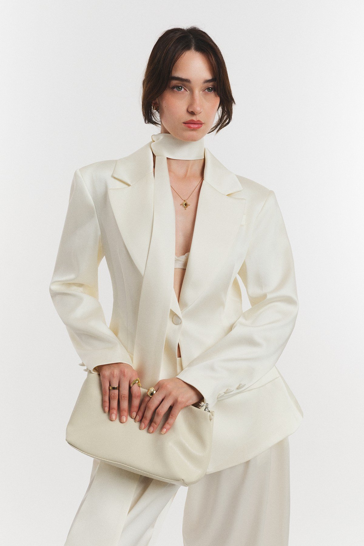 Saten Blazer ve Pantolon Takımı