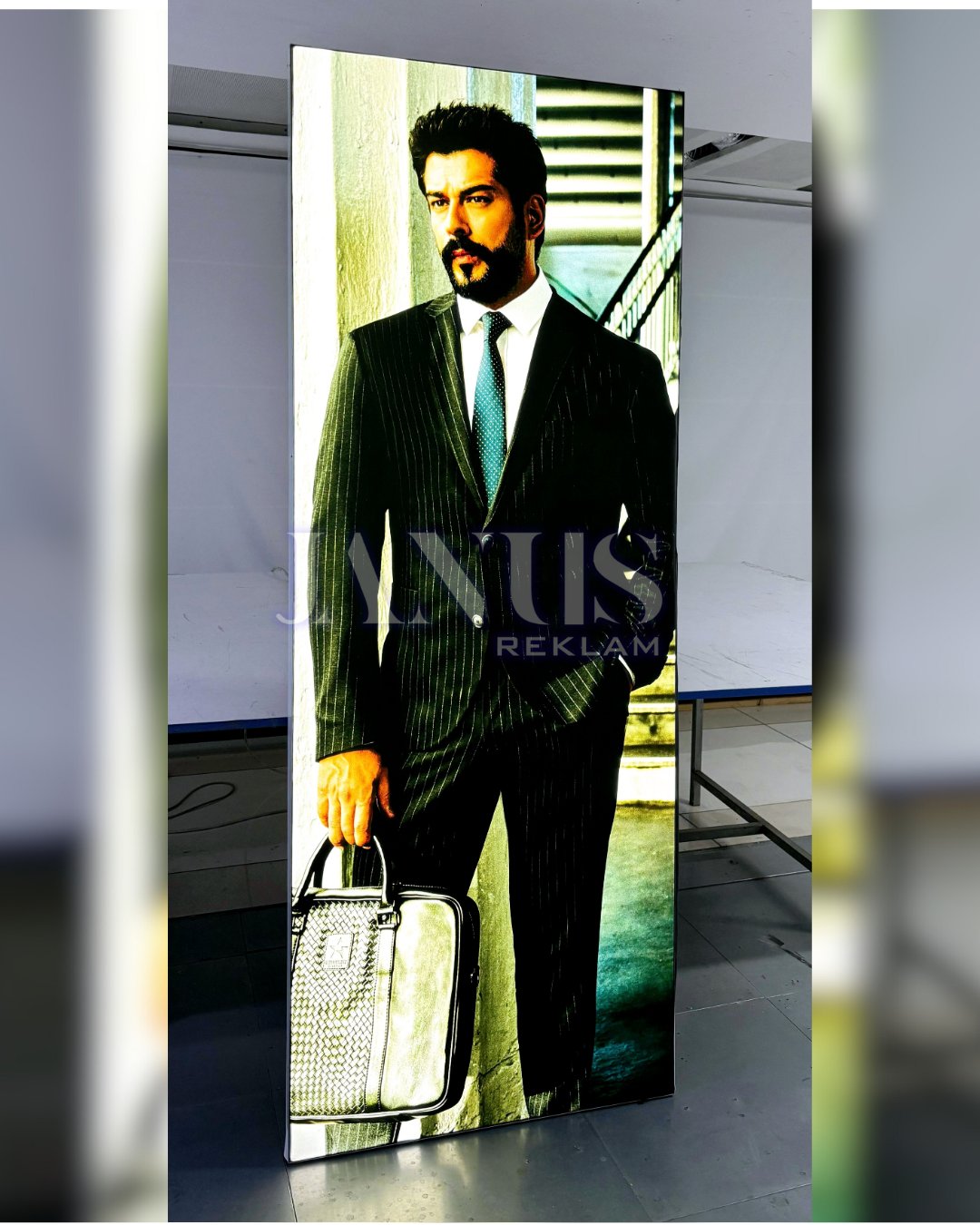 Lightbox - Çift Taraflı 10cm Profil Çift İç Mekan - Uzun kenar ölçüsü 100 cm'e kadar