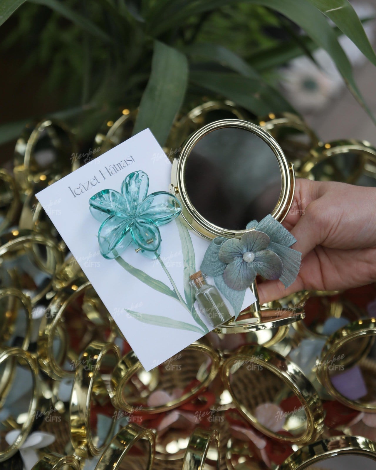 Gold Ayaklı Ayna Lotus Kına Seti