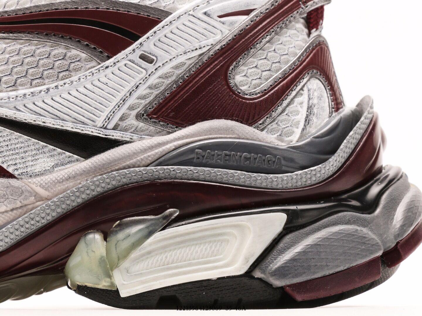 Balenciaga Runner 7.0 – Retro-Futuristic Red Sneakers Balenciaga