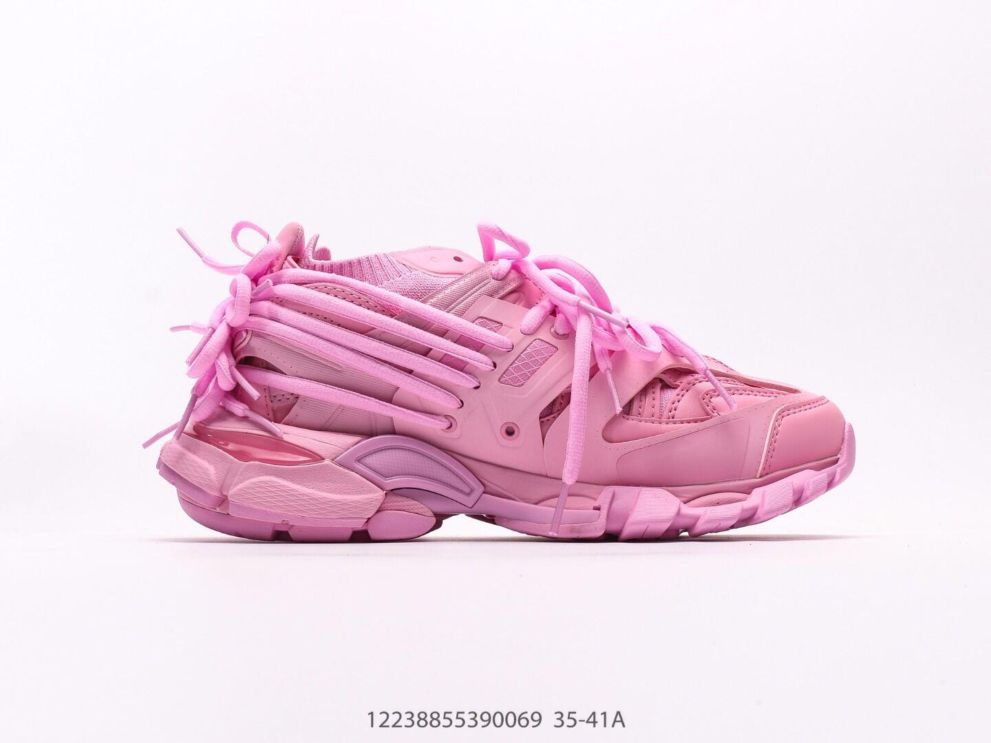 Balenciaga Triple S – Iconic Chunky Dad Sneaker Balenciaga