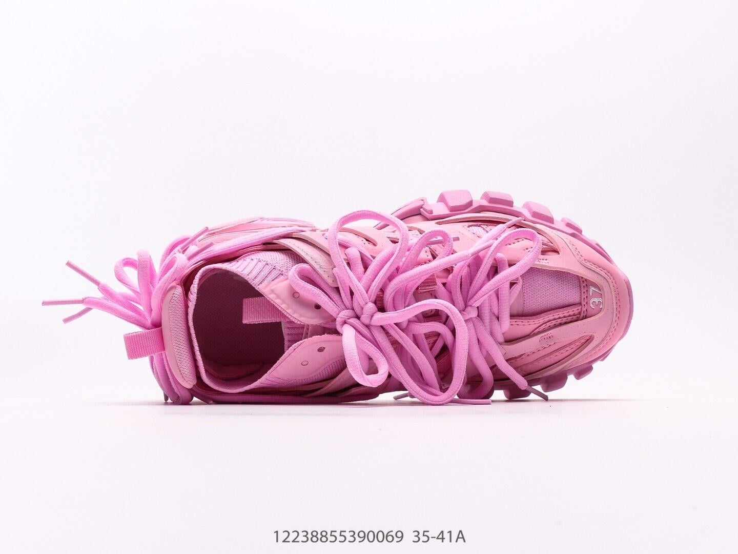 Balenciaga Triple S – Iconic Chunky Dad Sneaker Balenciaga