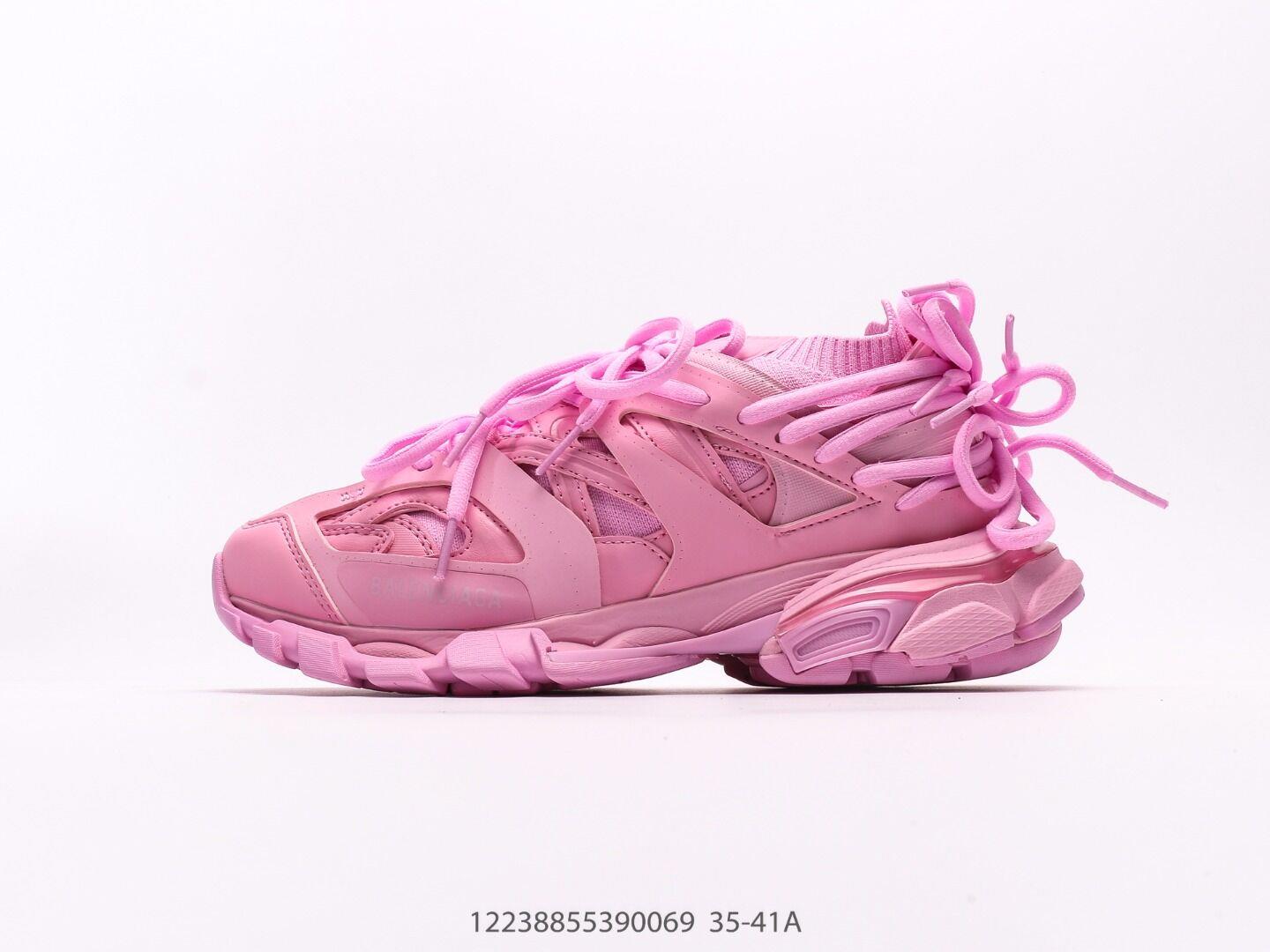 Balenciaga Triple S – Iconic Chunky Dad Sneaker Balenciaga