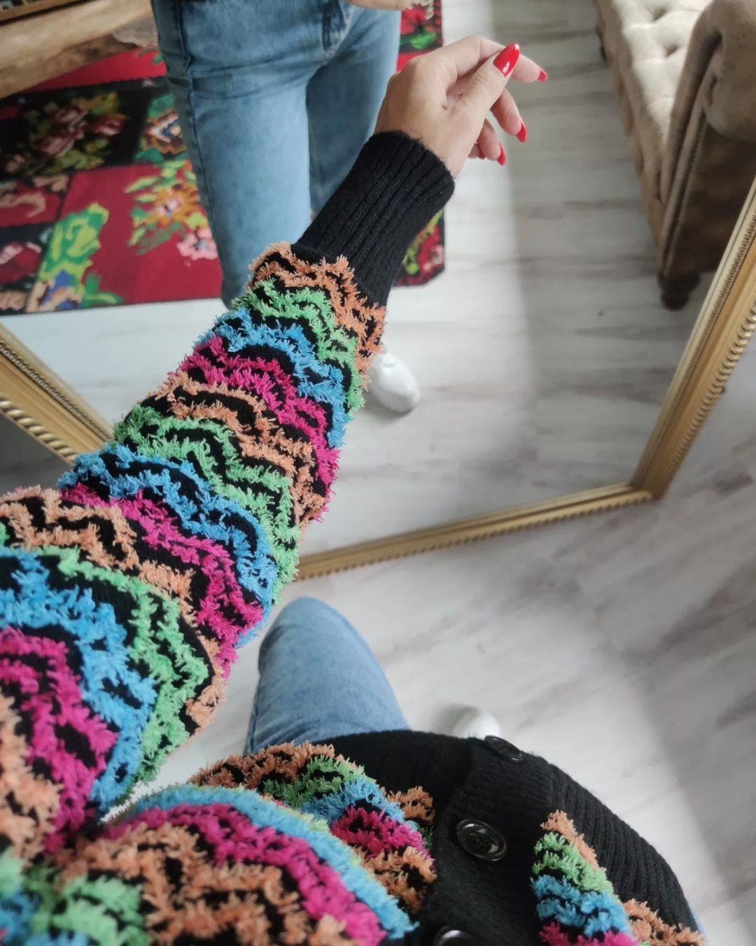 NEFİSE HIRKA