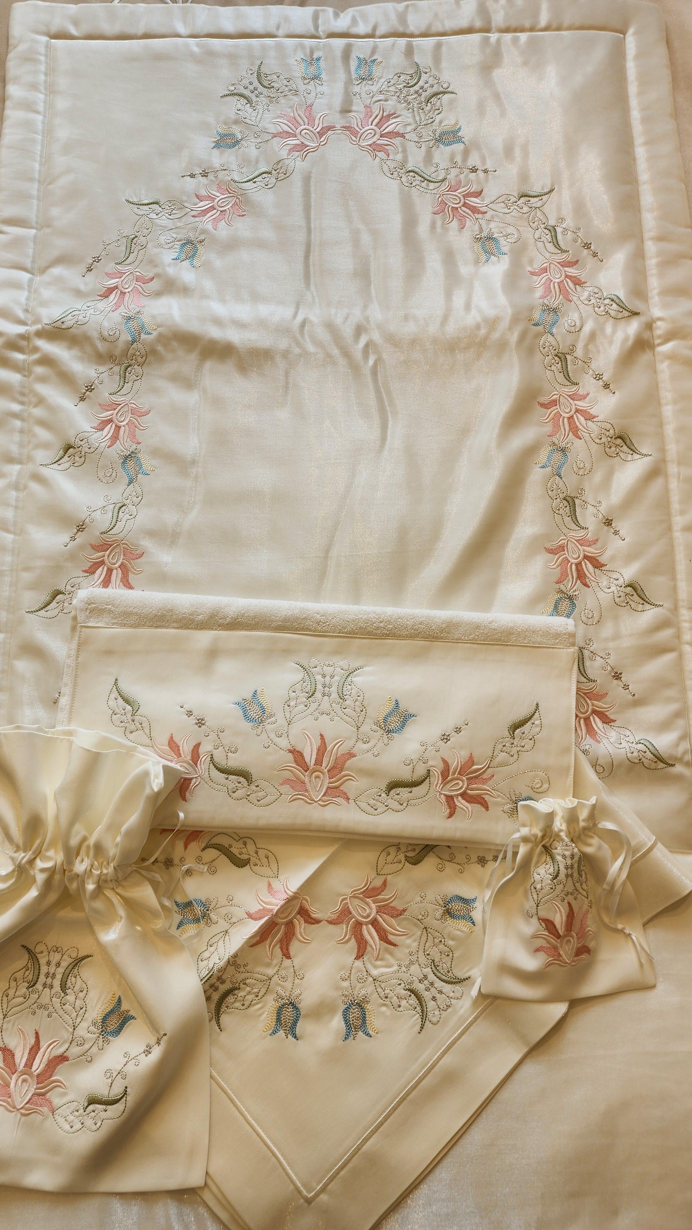 Hanımeli Seccade Bohça Seti 