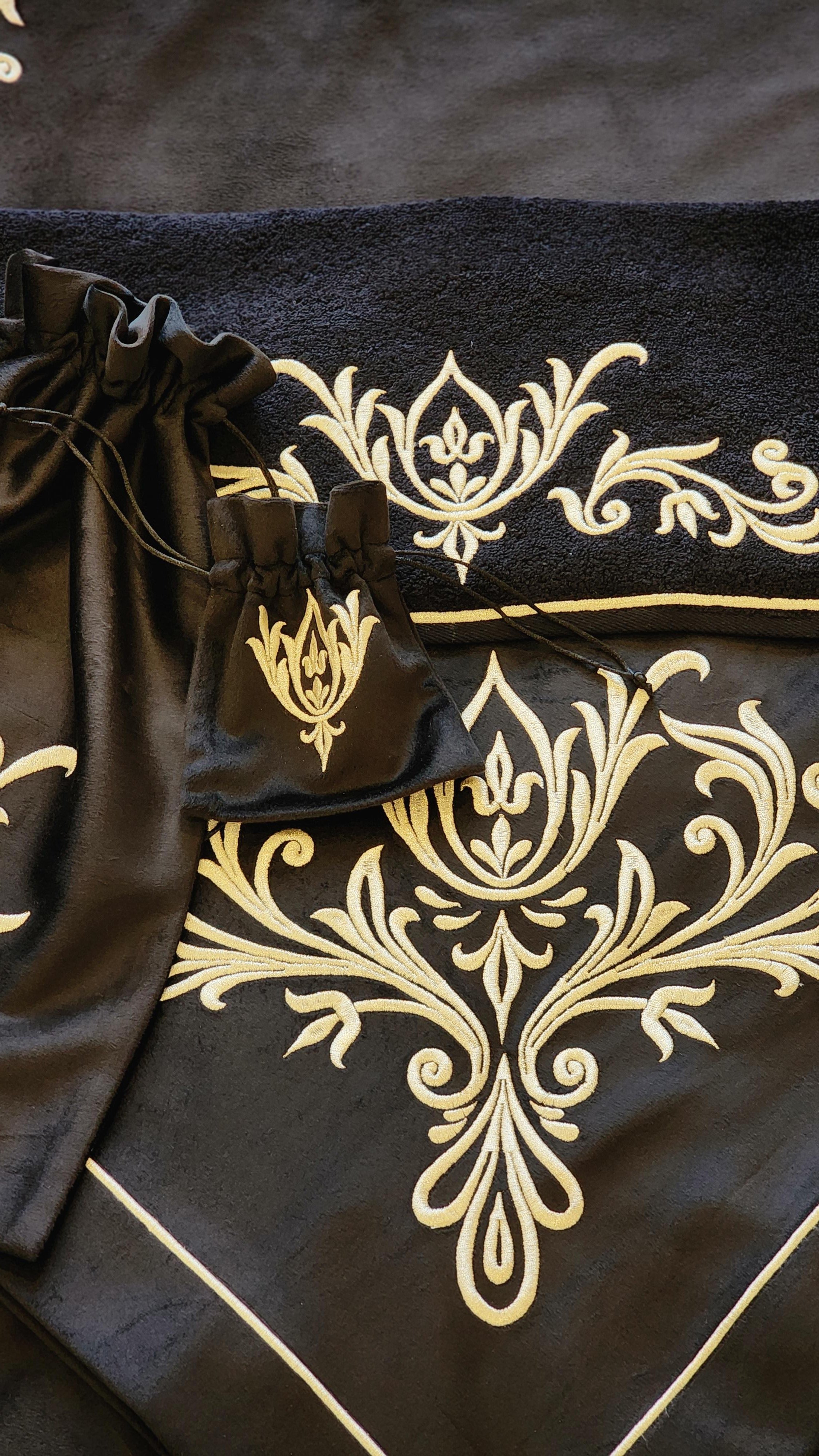 Hünkar Siyah Seccade Bohça Seti 