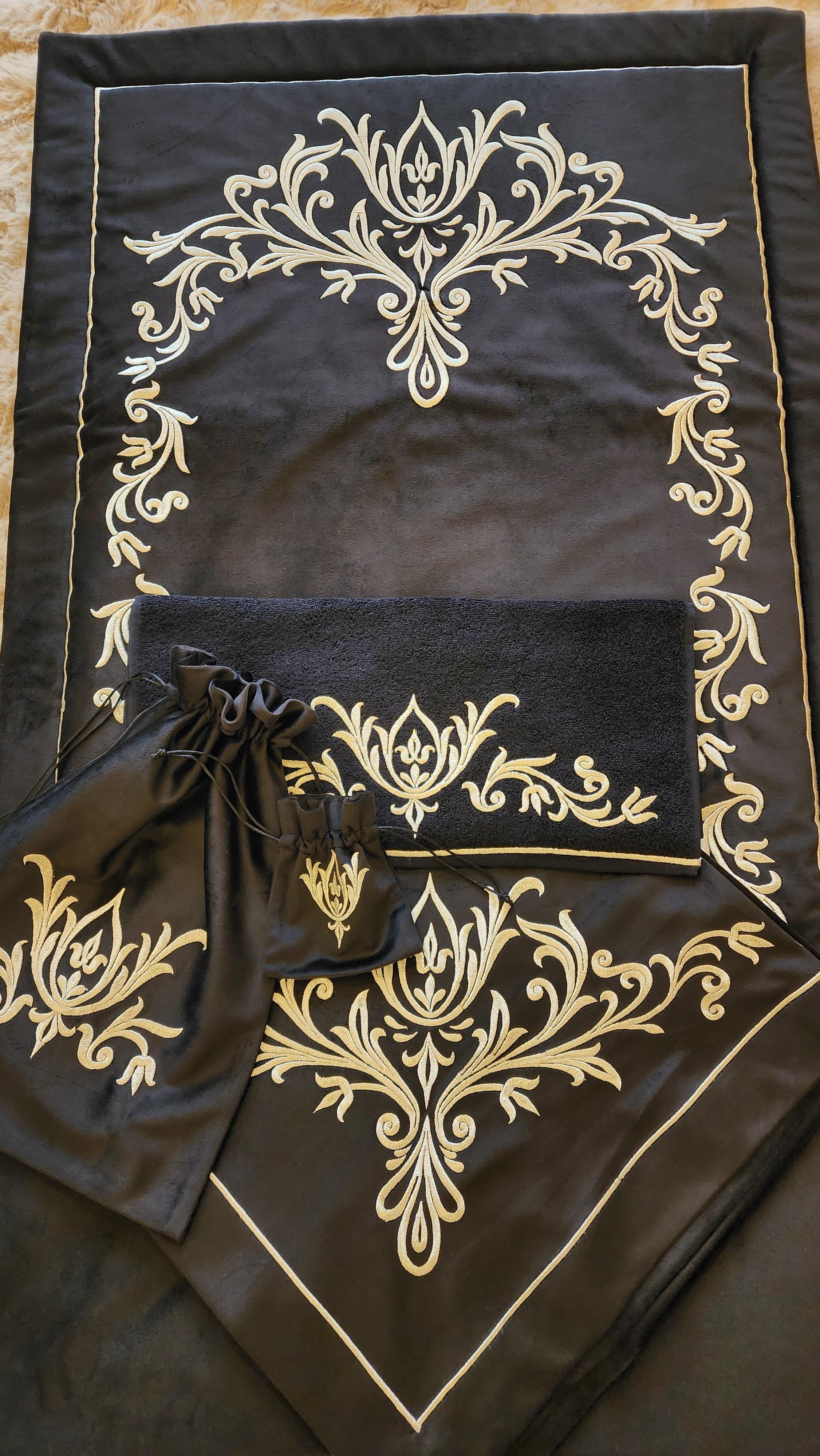 Hünkar Siyah Seccade Bohça Seti 