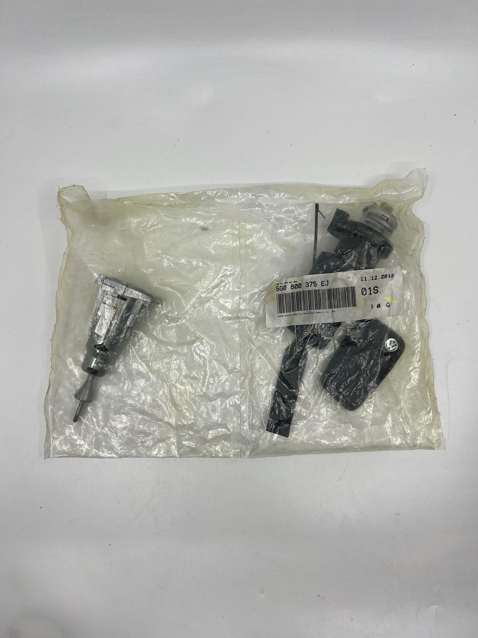 Audi Anahtar Kilit Seti 4F9 800 375 AD 